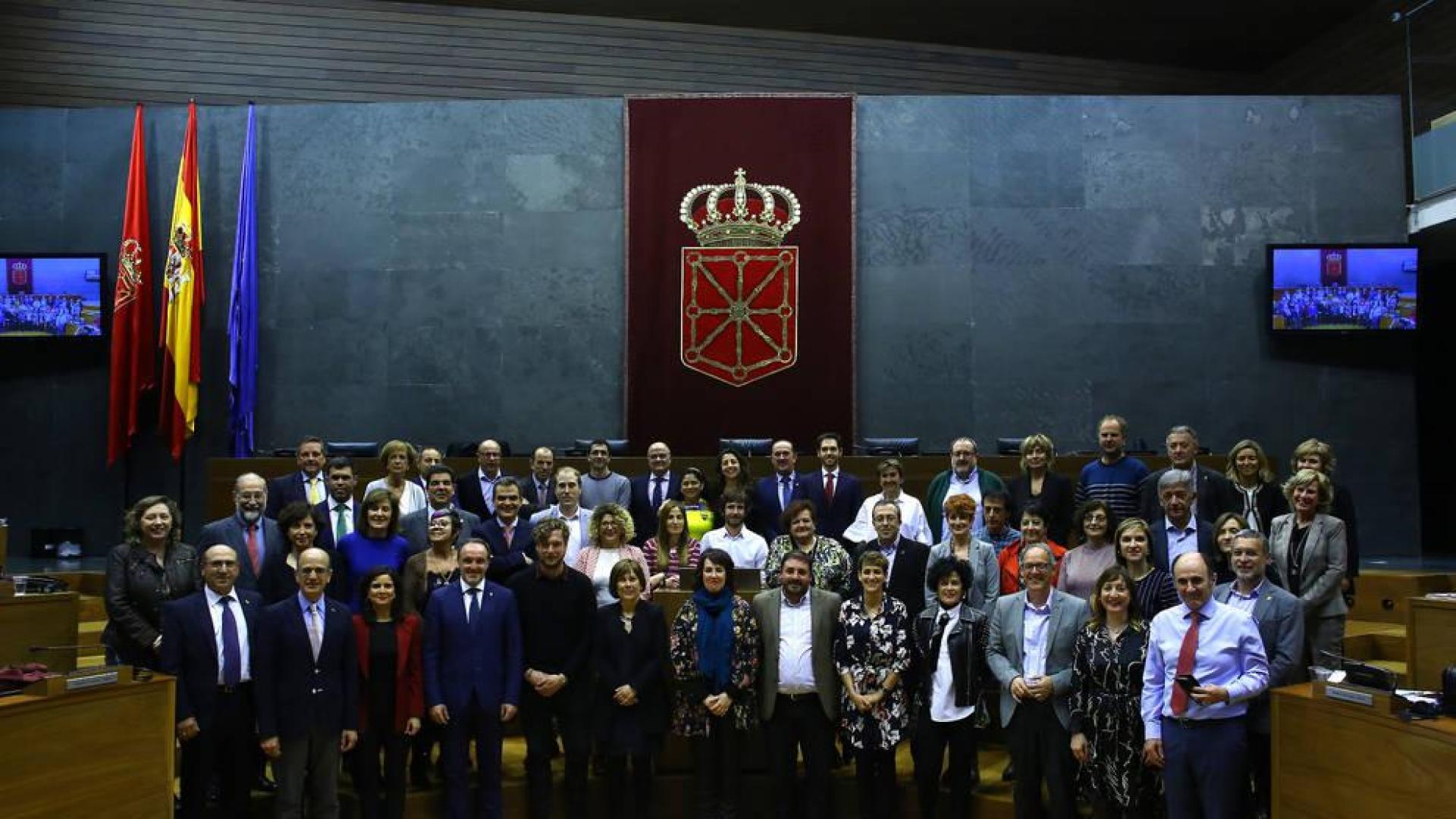 La Cámara se disolvió el martes, pero los parlamentarios seguirán cobrando