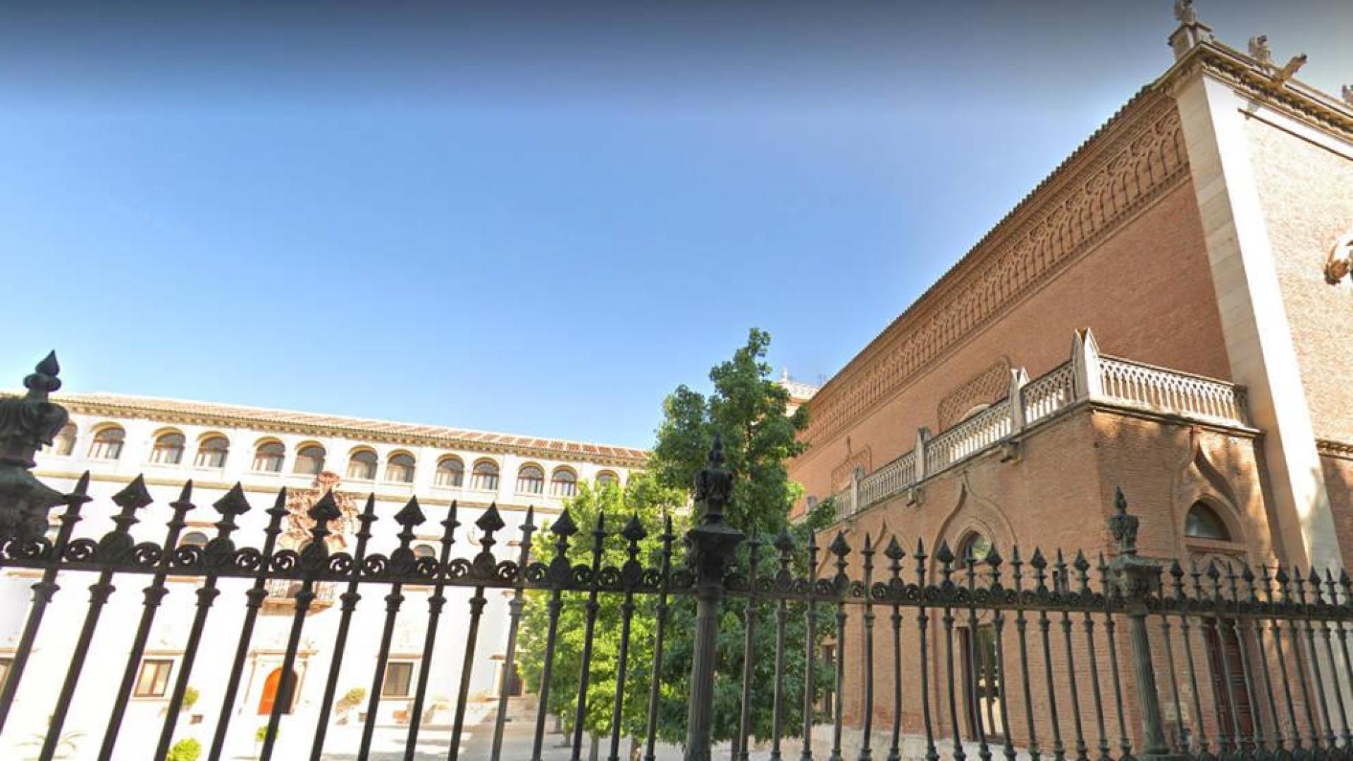 Exterior del Obispado de Alcalá de Henares.