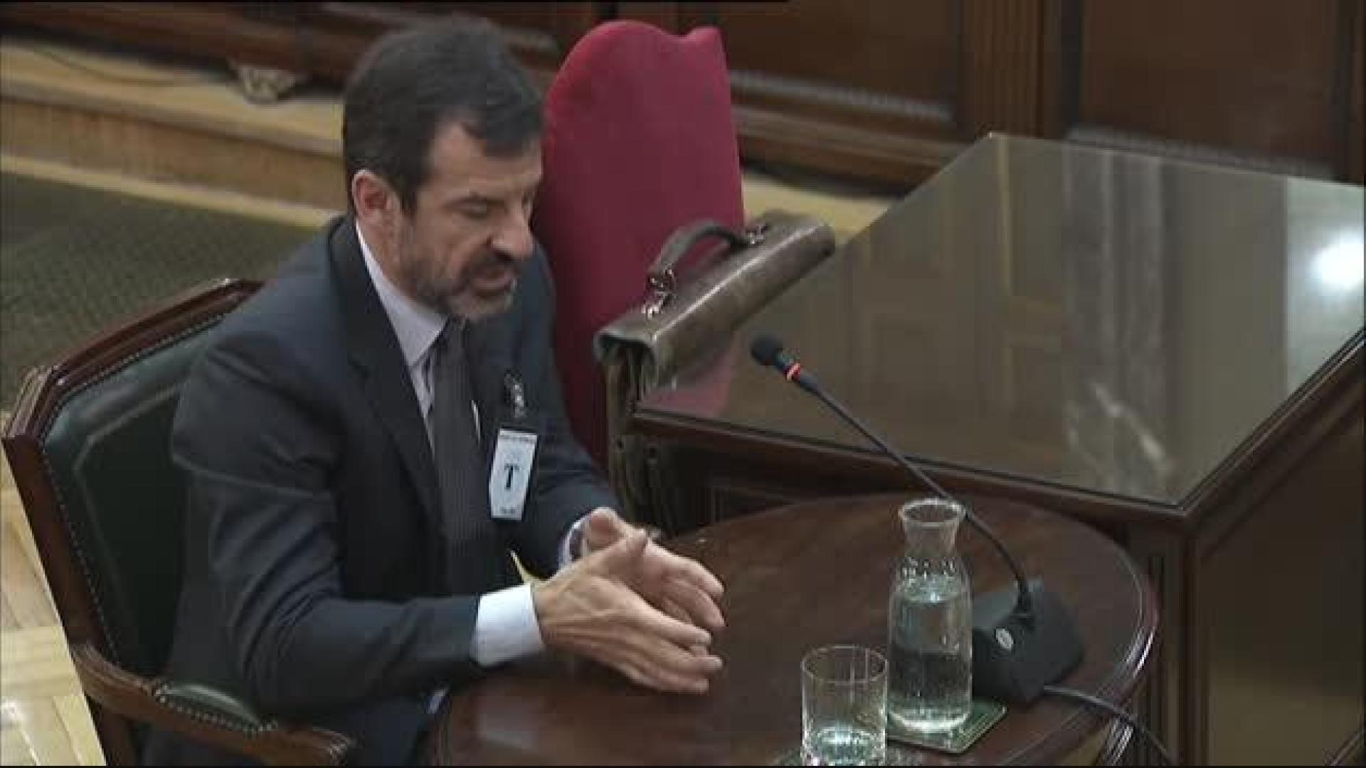 Los Mossos pidieron a Puigdemont que desconvocara el 1 de octubre