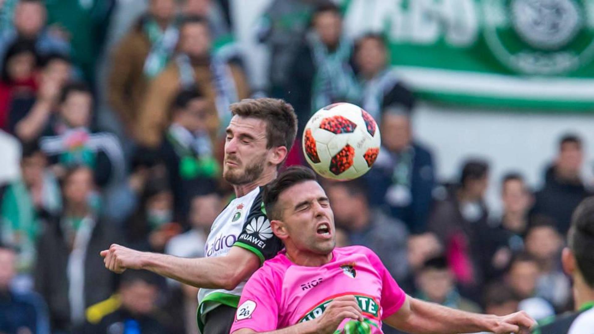 El Tudelano aguanta con el líder la primera parte