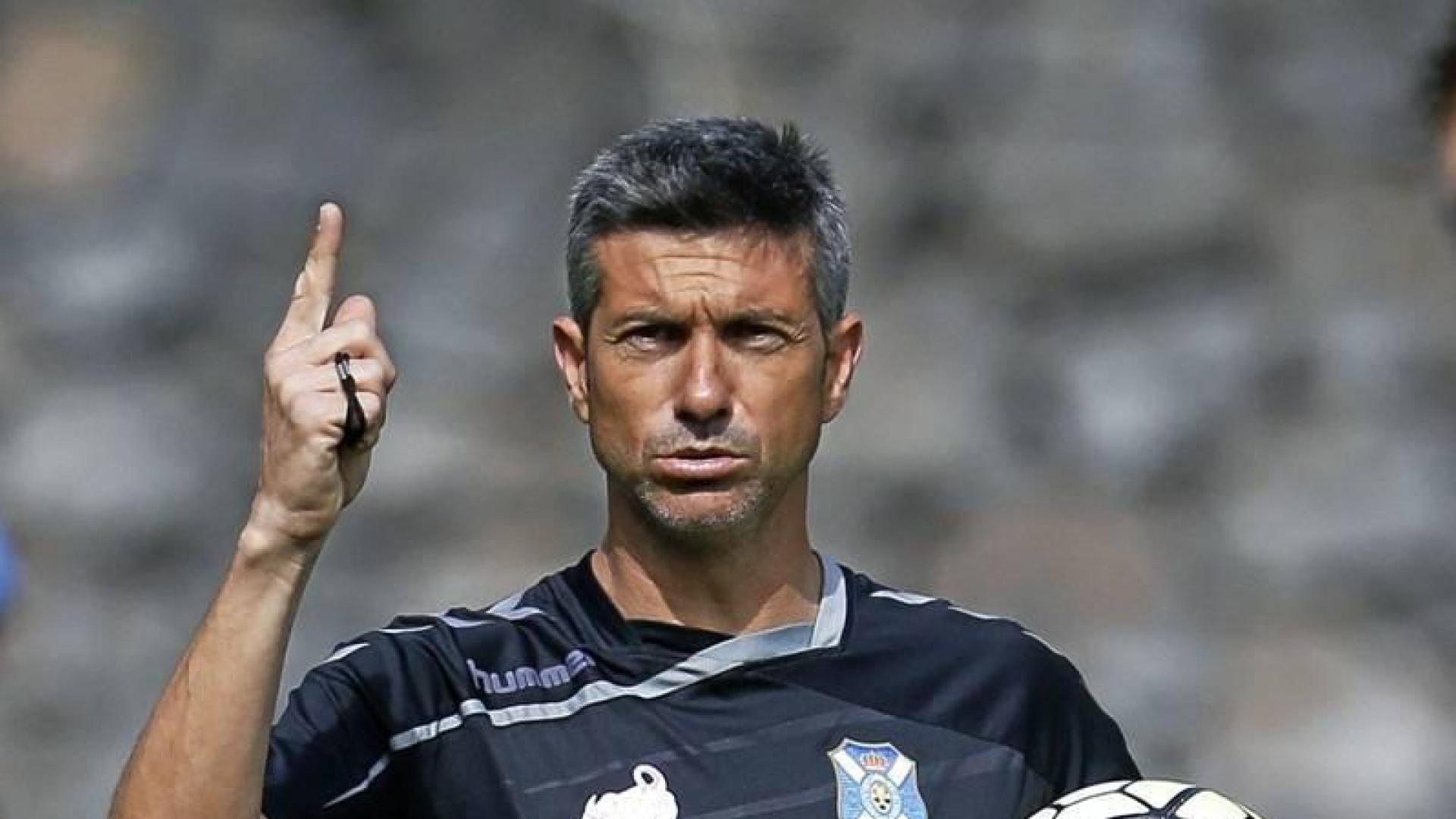 José Luis Martí, cuando era entrenador del Tenerife.