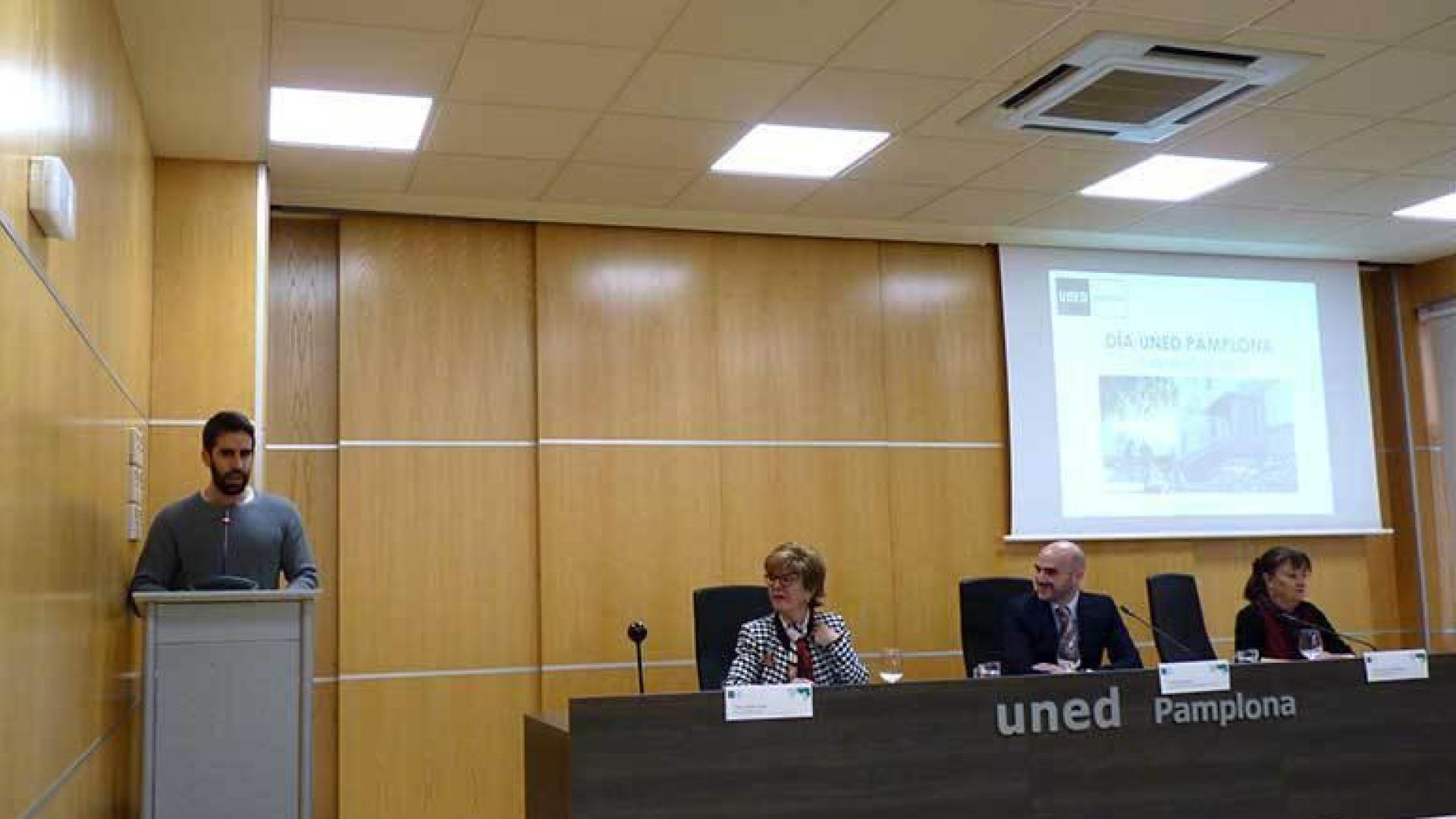 David Arjol, con 9,3 en Psicología, mejor expediente de la UNED Pamplona