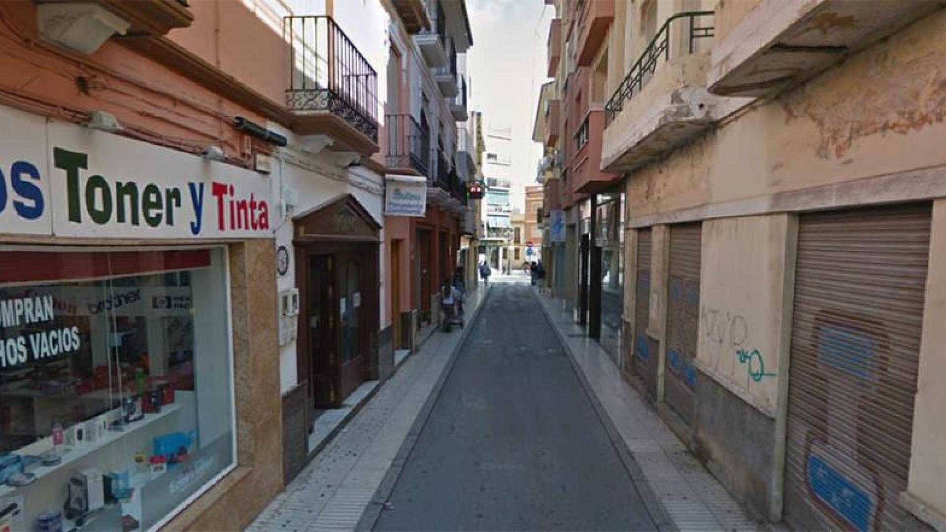 Detenido en Granada por apuñalar a un limpiacristales que le miró mal