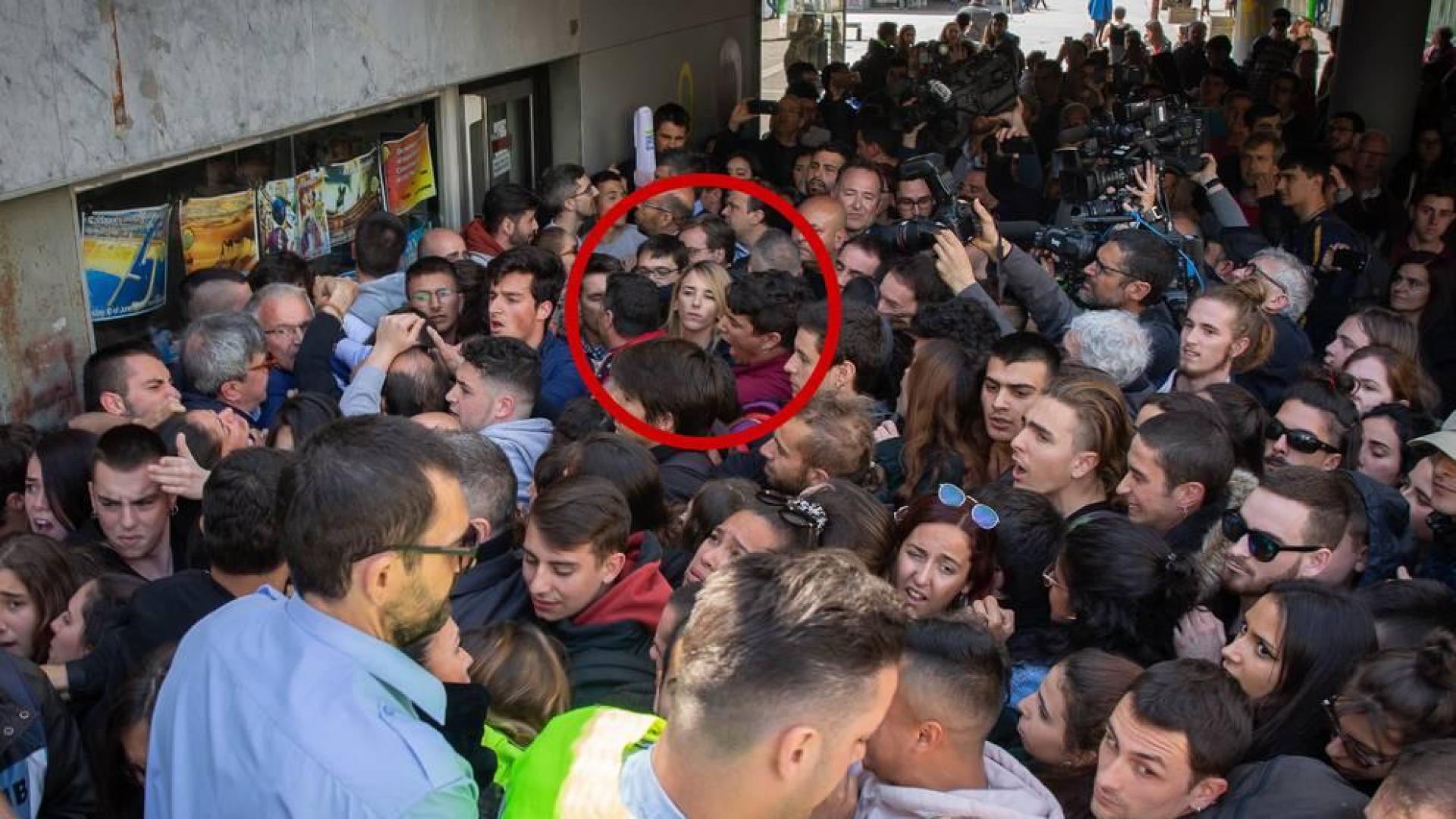 Incidentes durante un acto de la candidata del PP en la Autónoma de Barcelona