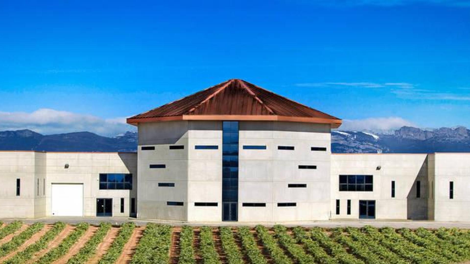Bodegas  Martínez Corta, ubicada en Uruñuela, adquirida por Bornos