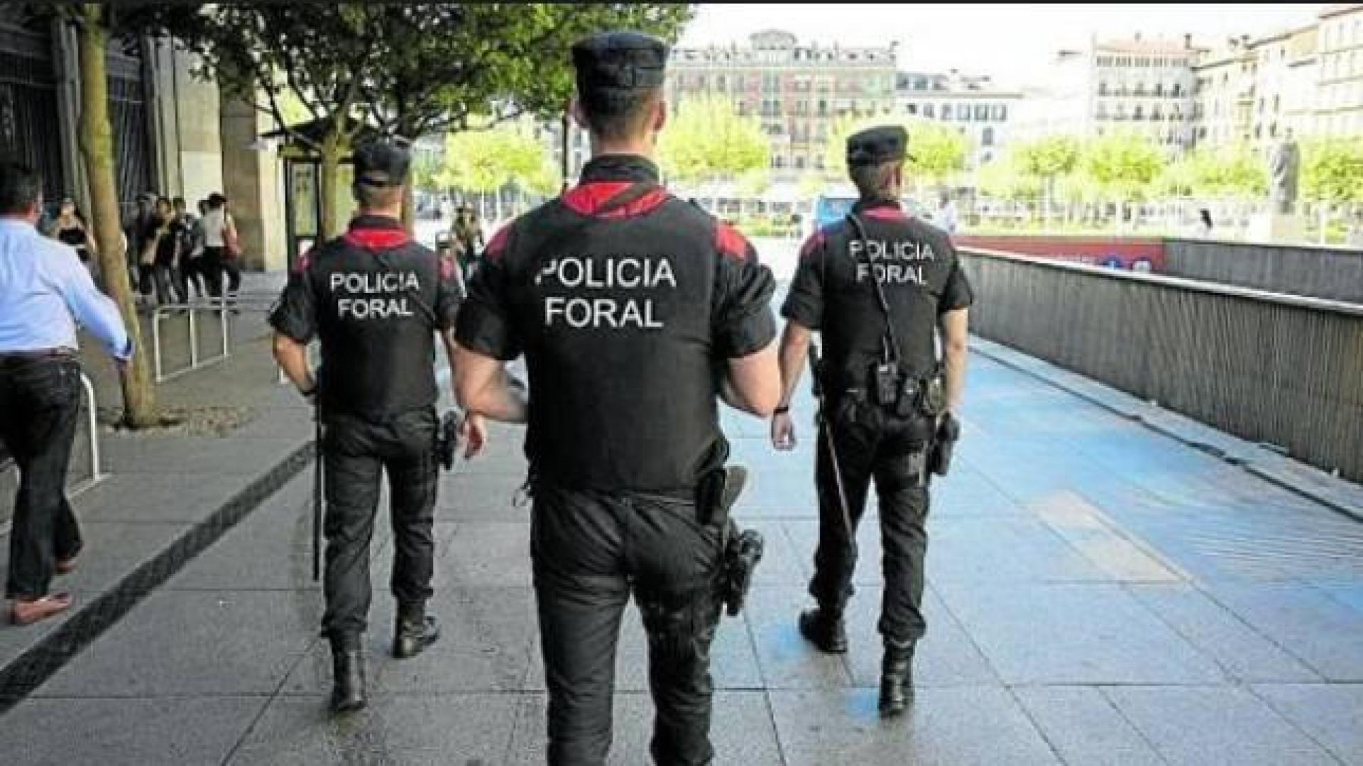 Policía Foral intensifica la seguridad en lugares de gran concentración de personas durante la Semana Santa