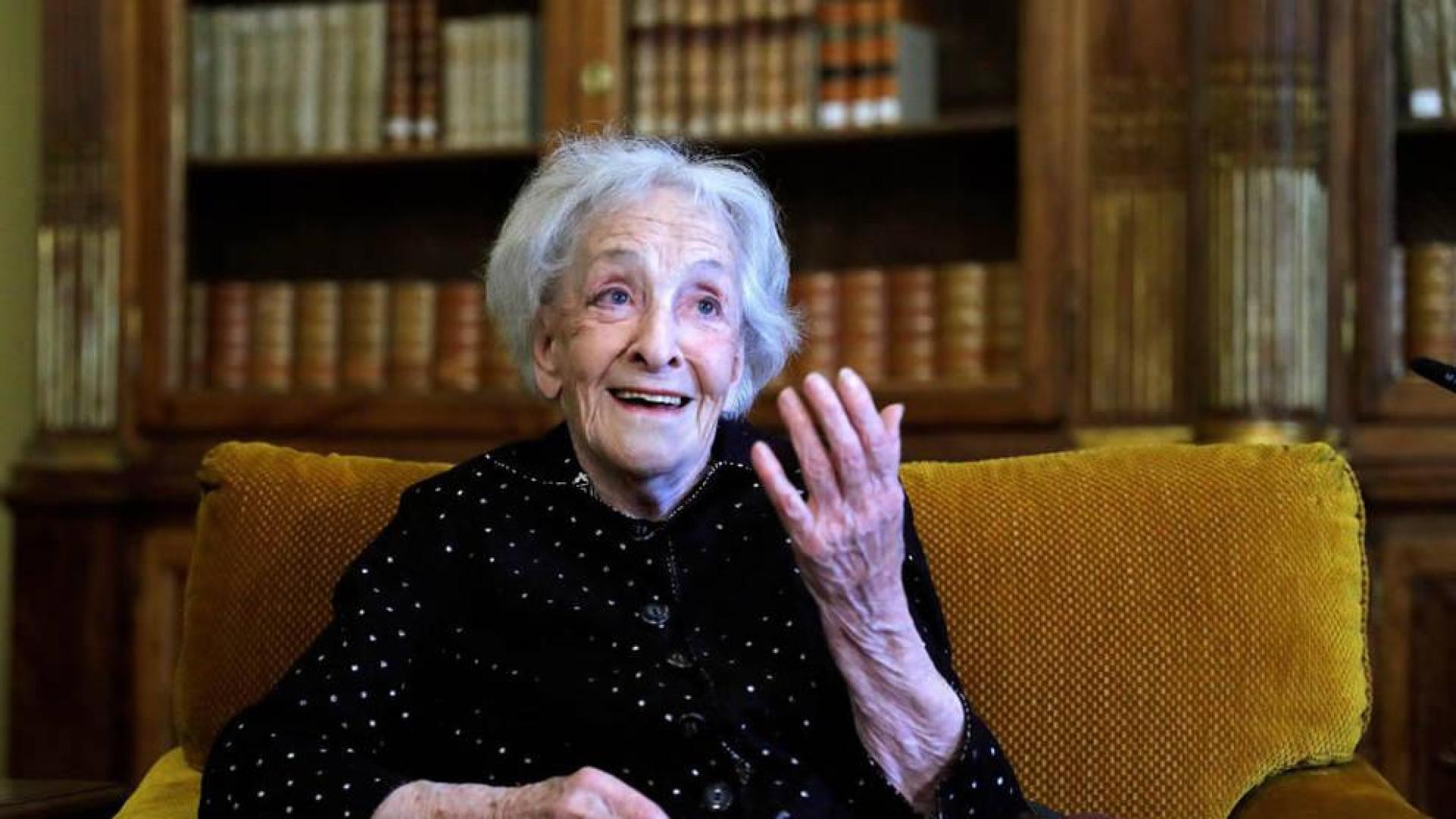 Ida Vitale: "El Quijote debe leerse en la escuela antes, porque todo está en él"