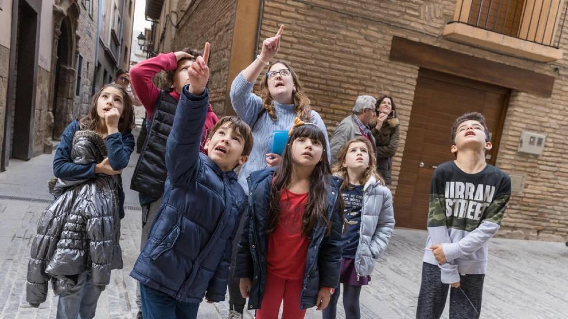 Los niños conocen Tudela..., de pista en pista