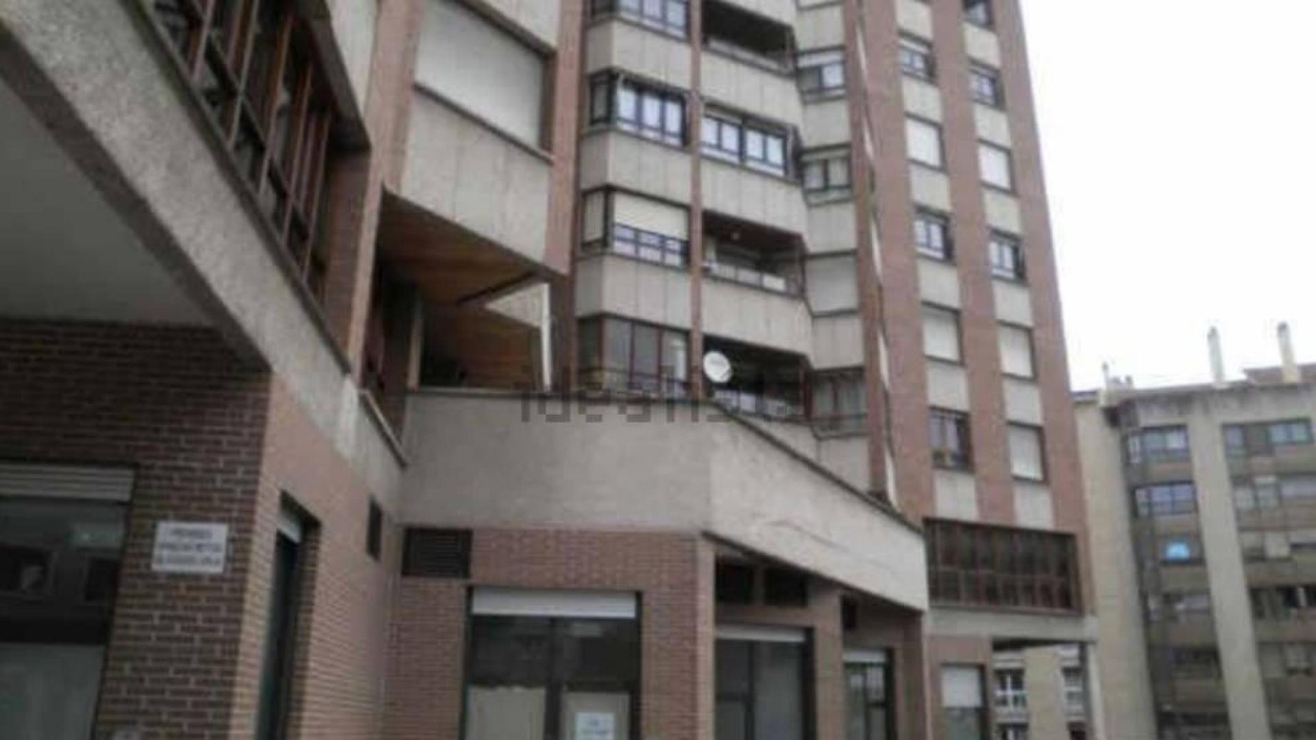 Imagen del edificio donde se ubica la oficina en venta de RTVE.