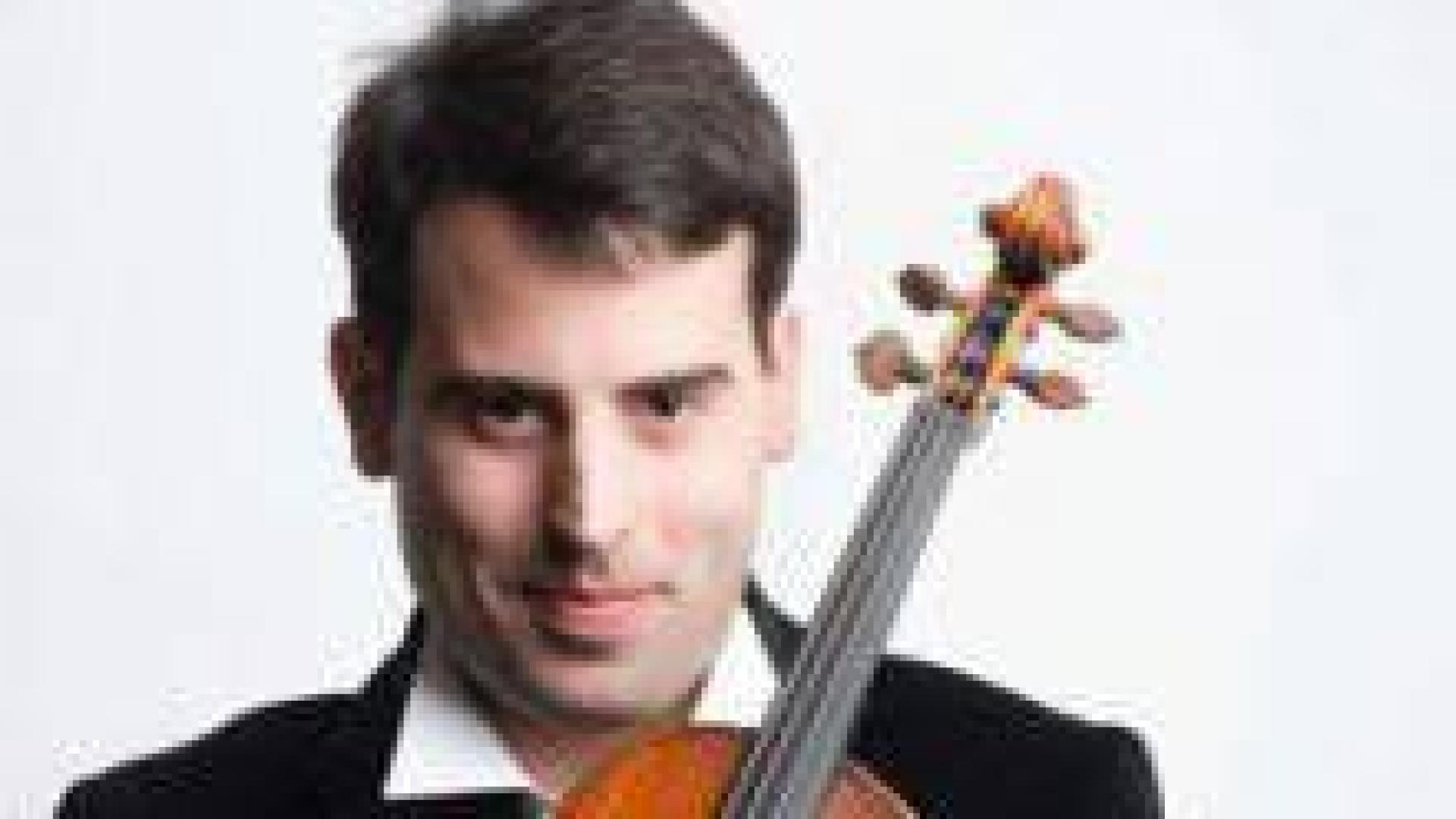 La OSN y el violinista Amaury Coeytaux interpretarán a Chaikovski en Baluarte