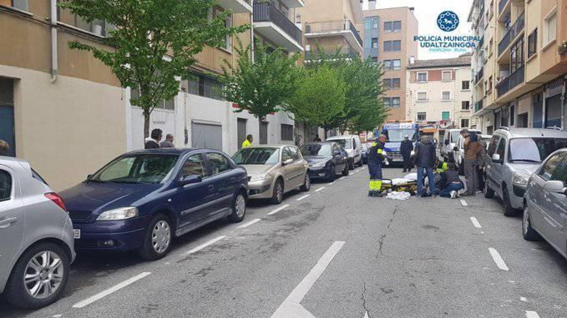 La mujer atropellada fue trasladada en ambulancia tras el accidente