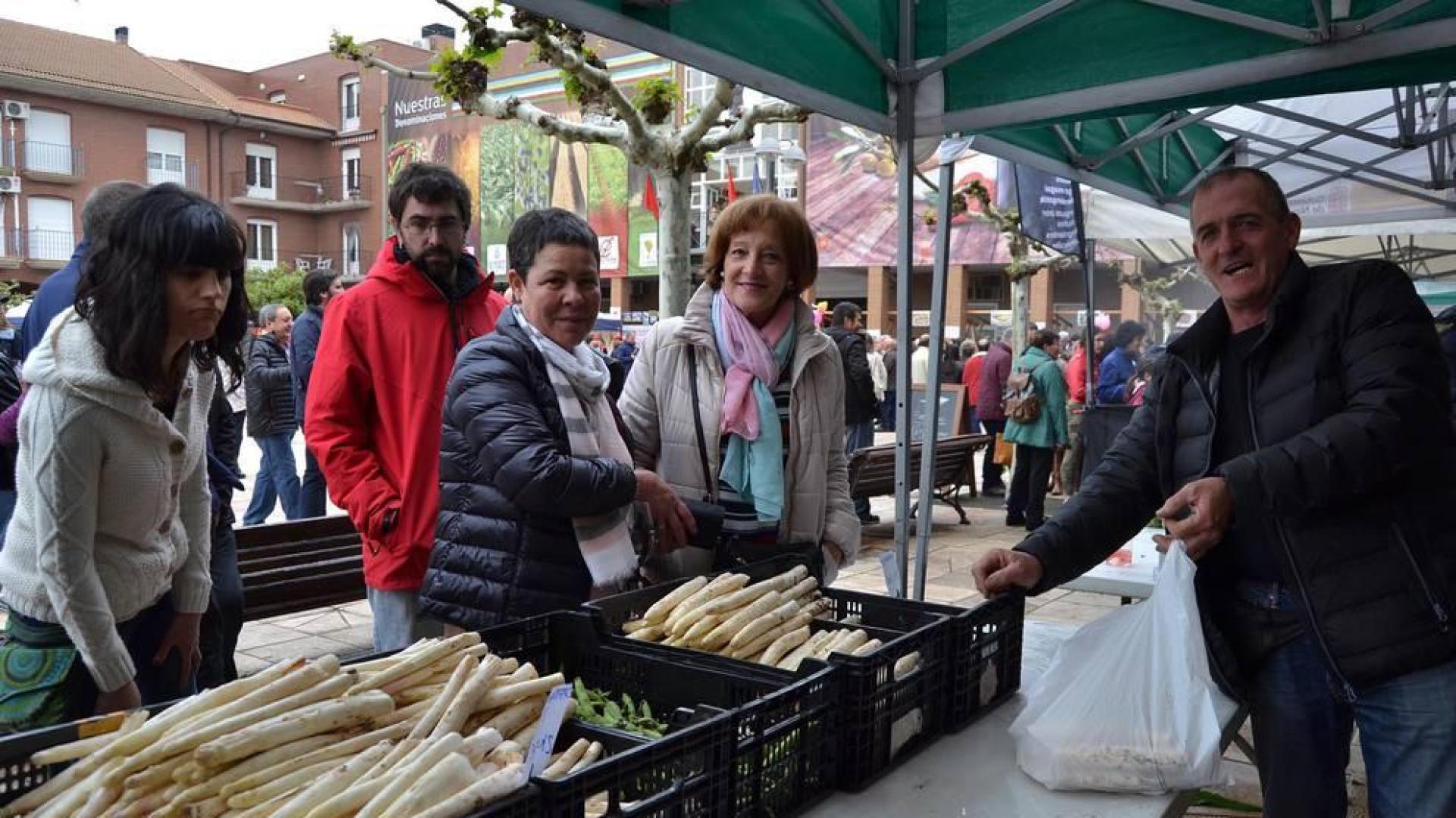 La localidad navarra celebró la cita tradicional este domingo 29 de abril.