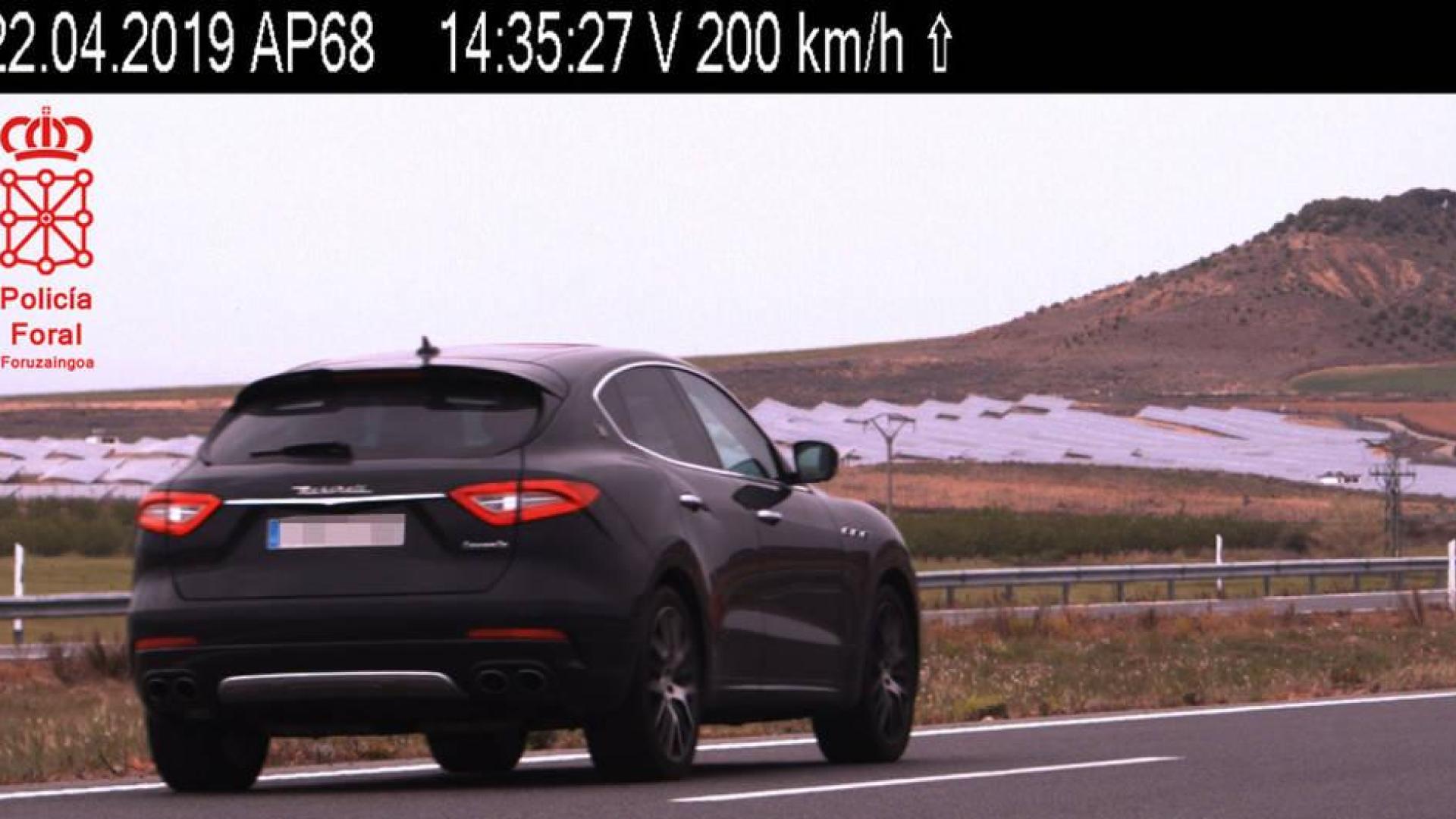 Policía Foral controla la velocidad de más de 40.000 vehículos en Semana Santa