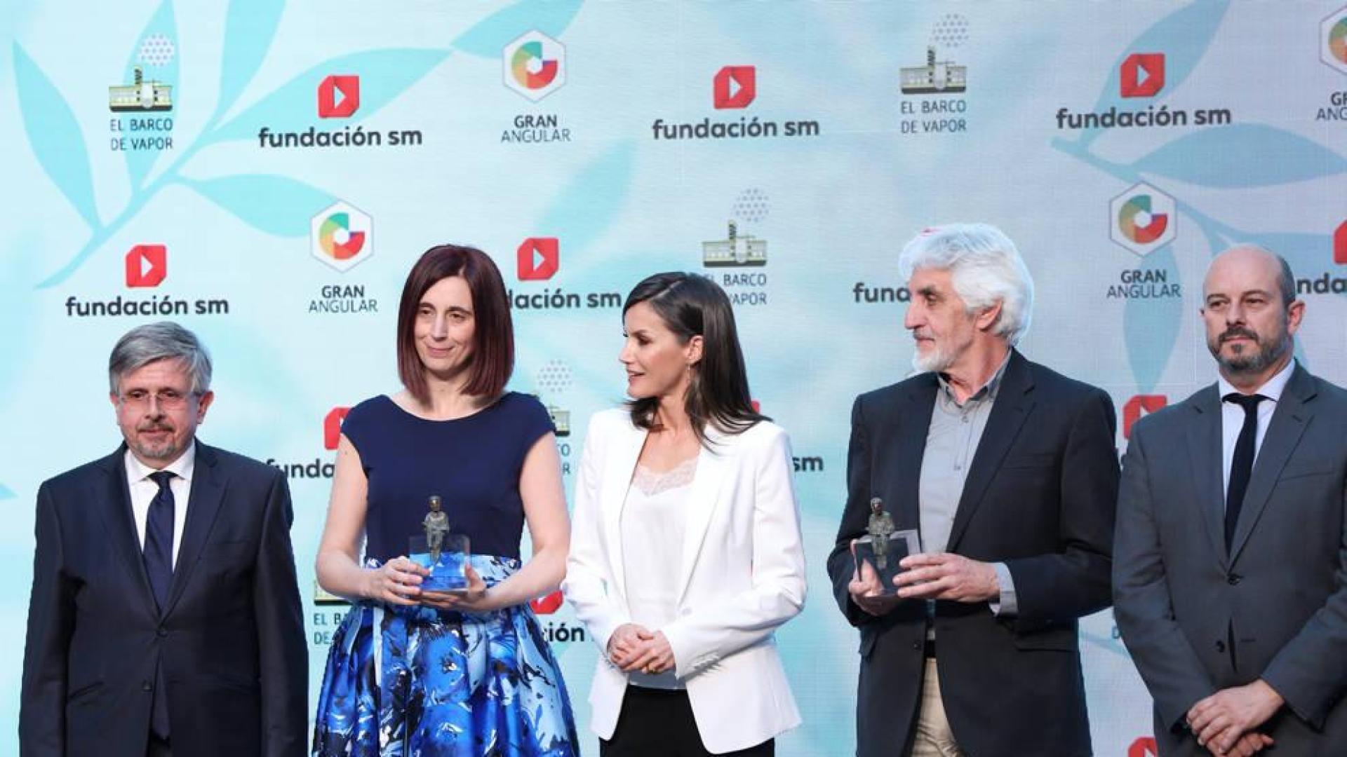 Premios SM El Barco de Vapor y Gran Angular a "dos historias de mujeres valientes"
