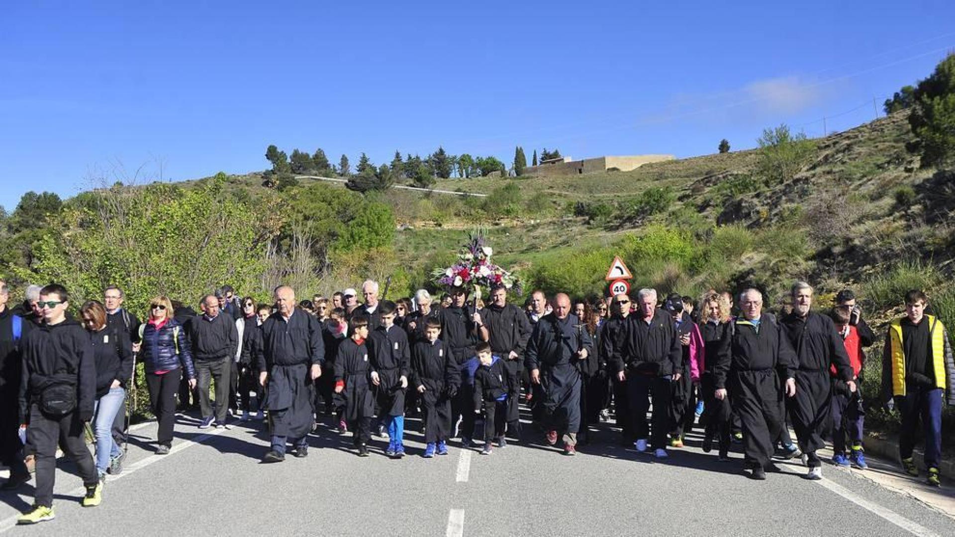 La más multitudinaria de las romerías que al cabo del año se celebran al santuario de Ujué.