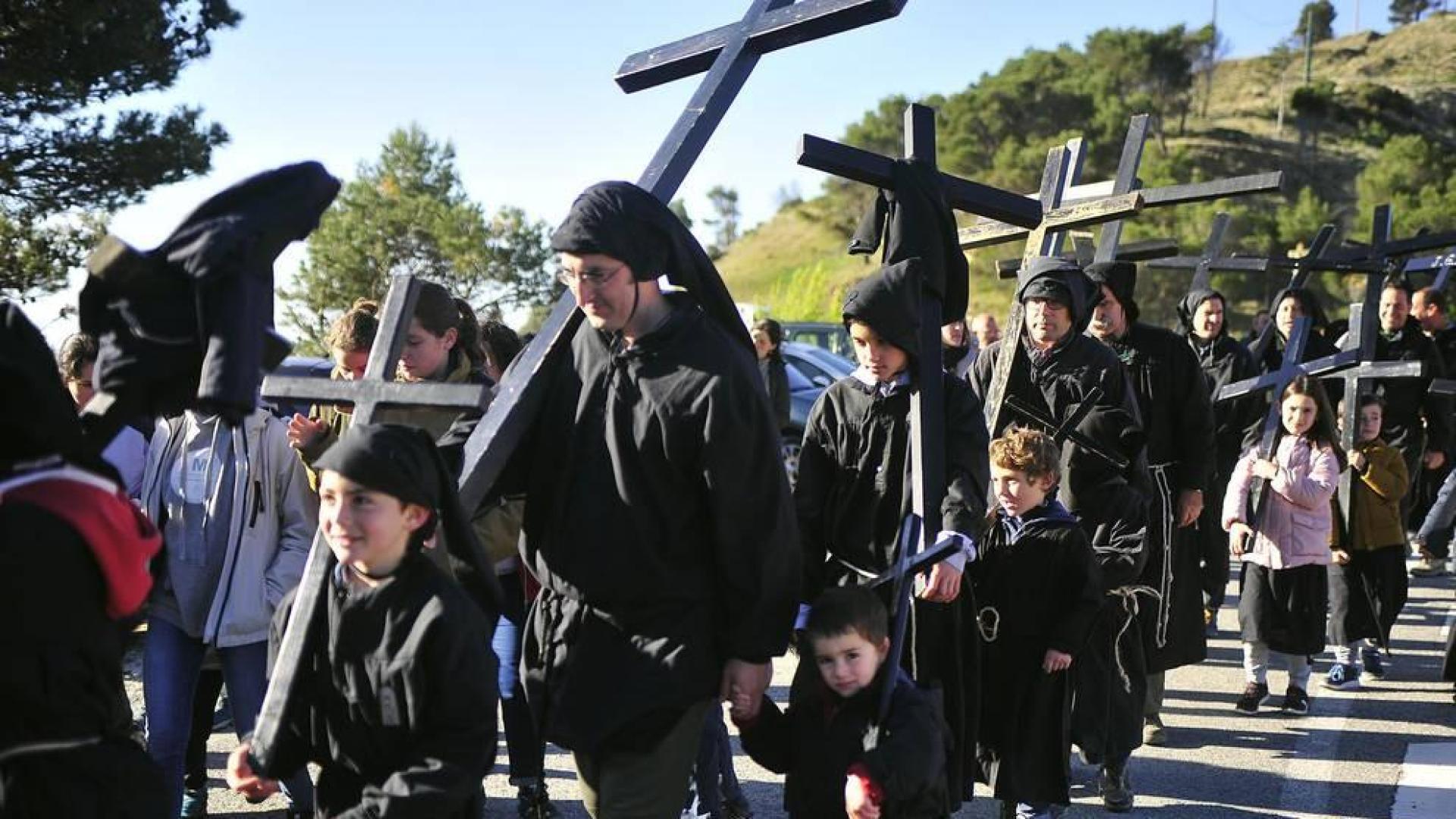 La más multitudinaria de las romerías que al cabo del año se celebran al santuario de Ujué.