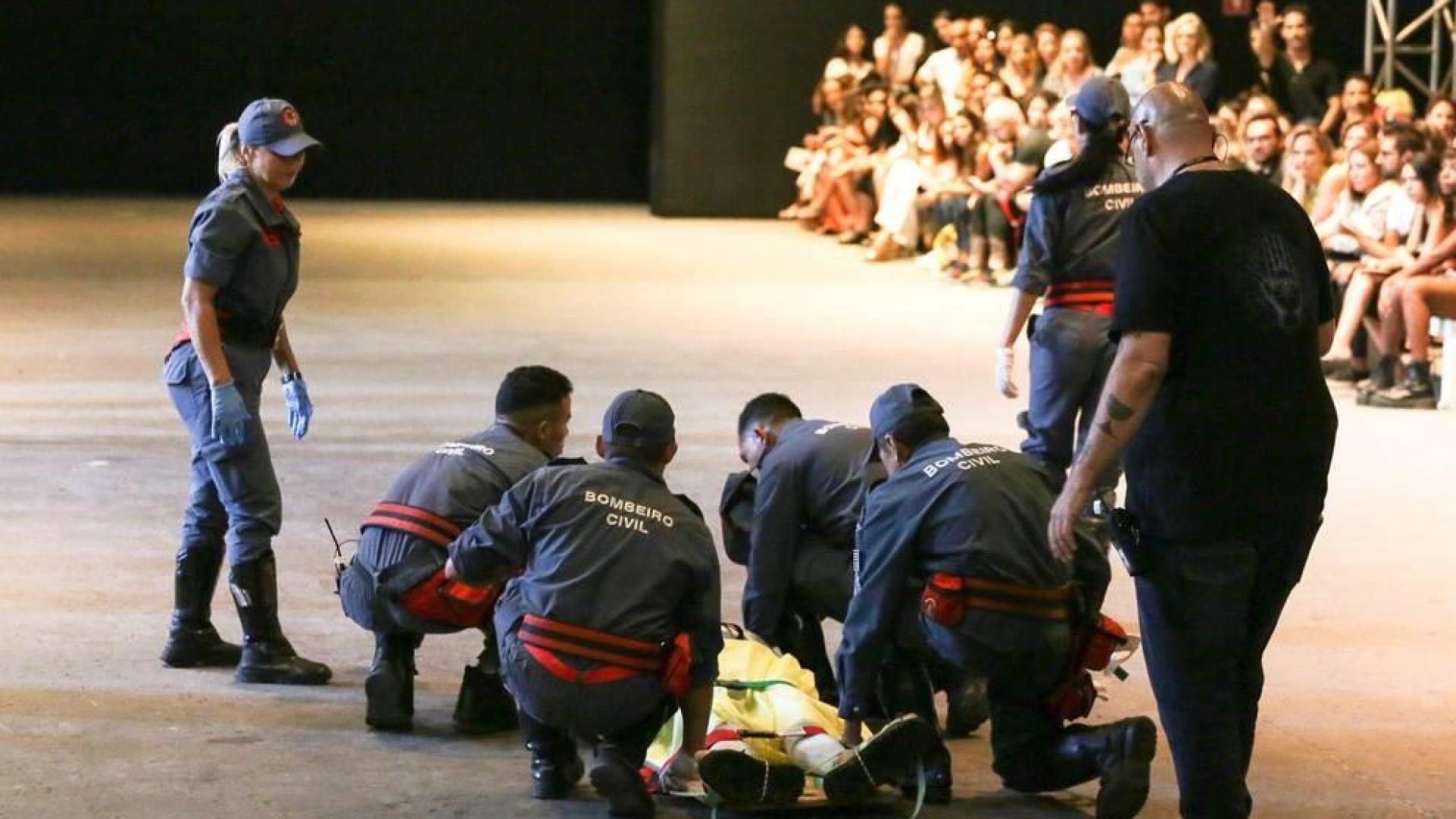 Un modelo muere tras desmayarse en el mayor certamen de moda de Brasil
