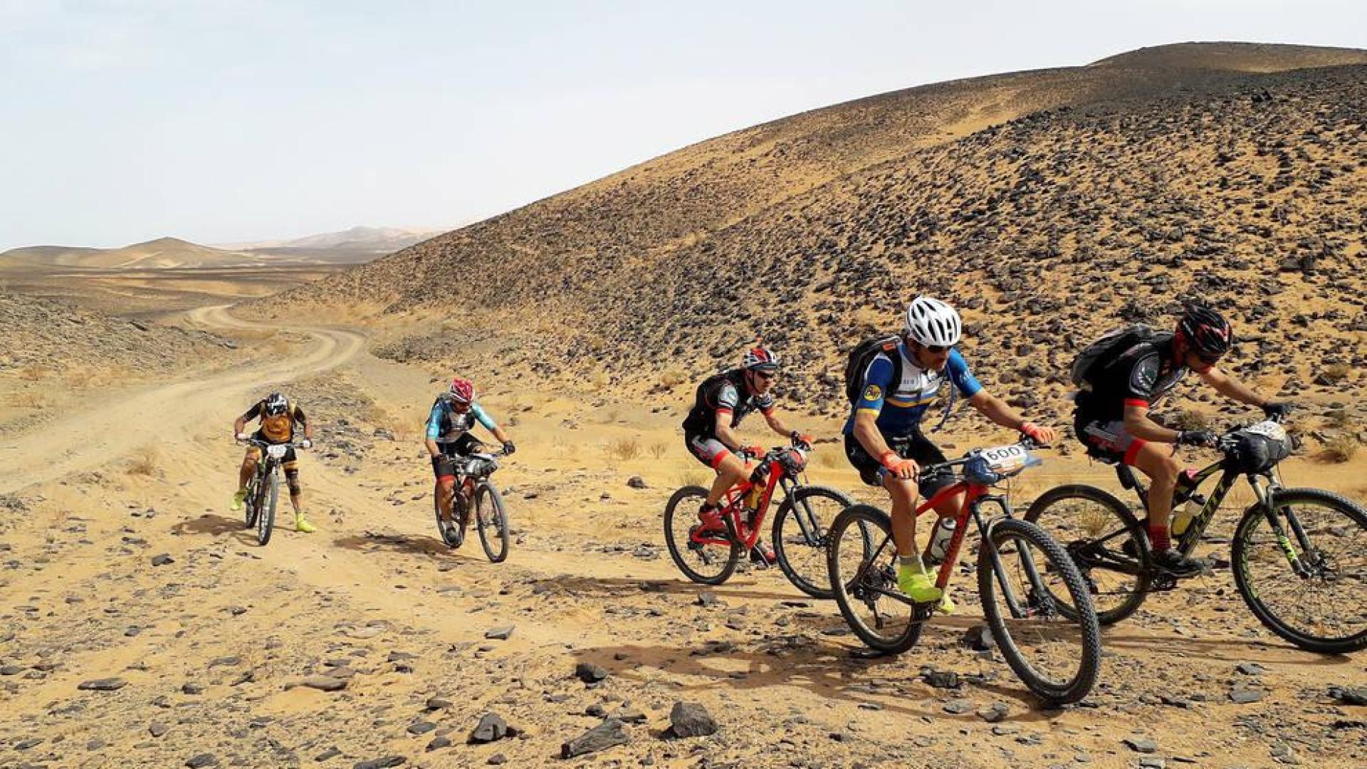 Fallece el español Fernando Civera en la prueba Garmin Titan Desert