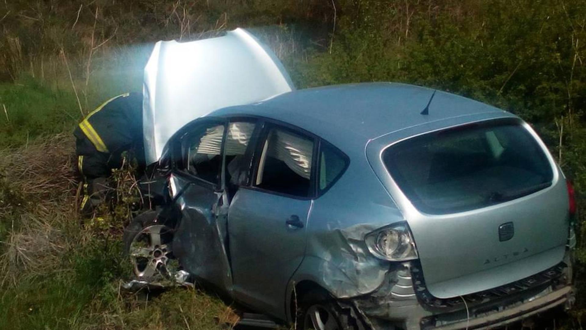 Tres heridos en un accidente de tráfico en la NA-121, en el Carrascal