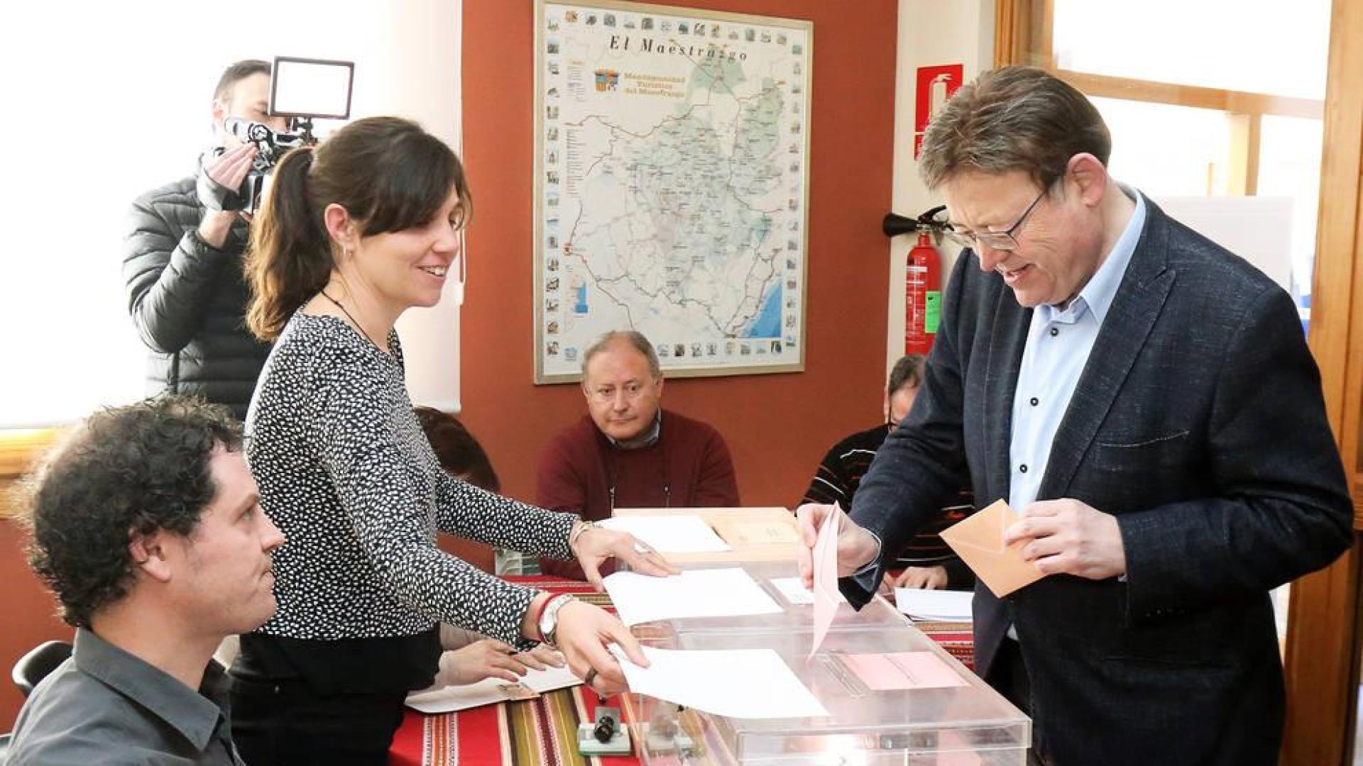Ximo Puig rentabiliza el tirón del PSOE para retener la Comunidad Valenciana