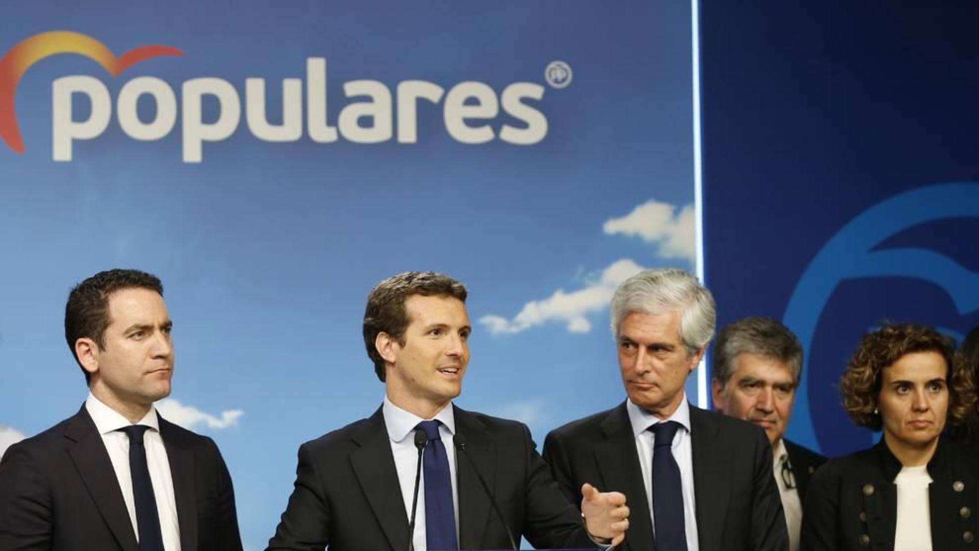 Casado admite que el resultado es "muy malo" y lo atribuye a división de voto