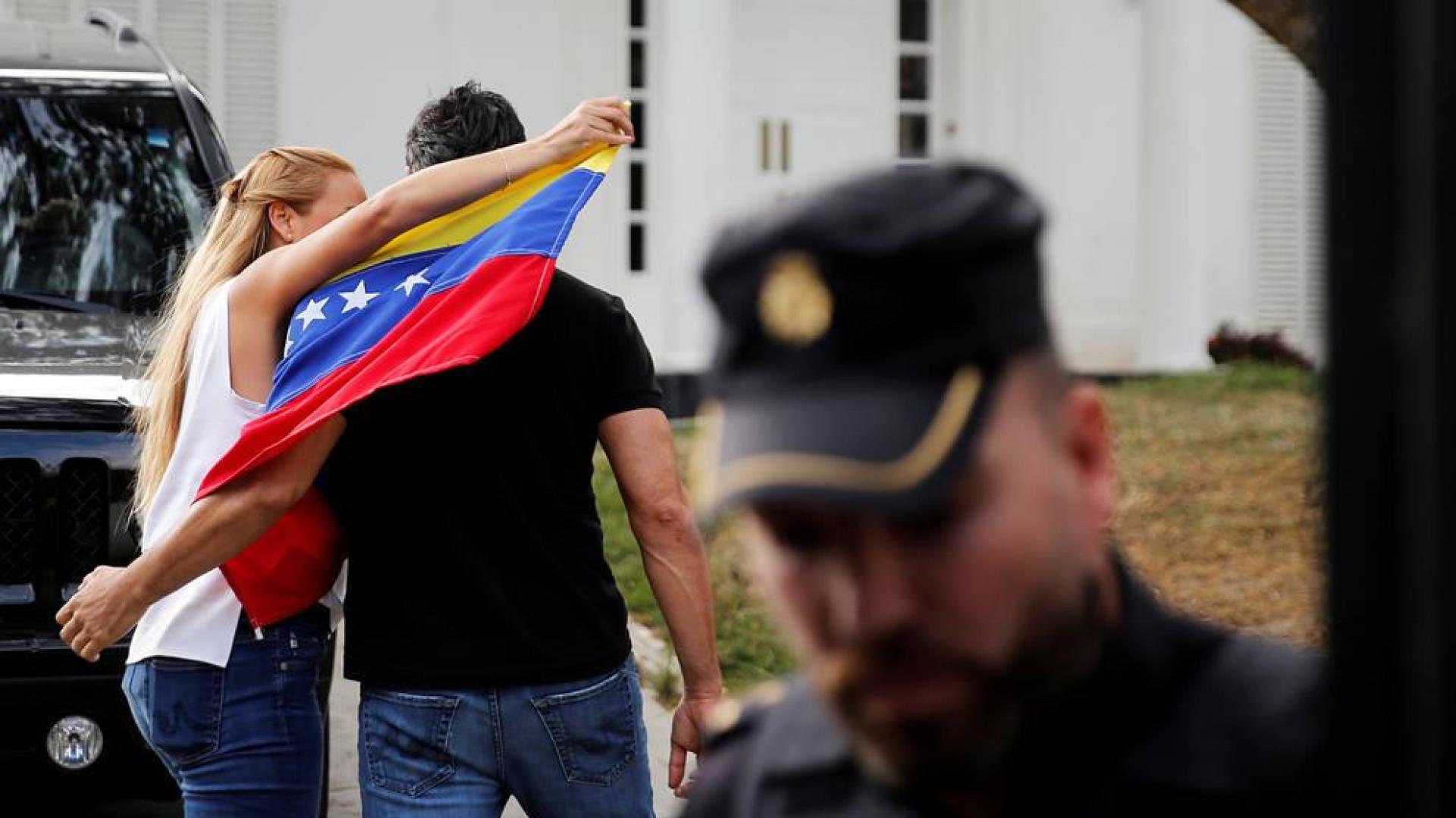 España habla con el Gobierno de Maduro pero descarta entregar a Leopoldo López