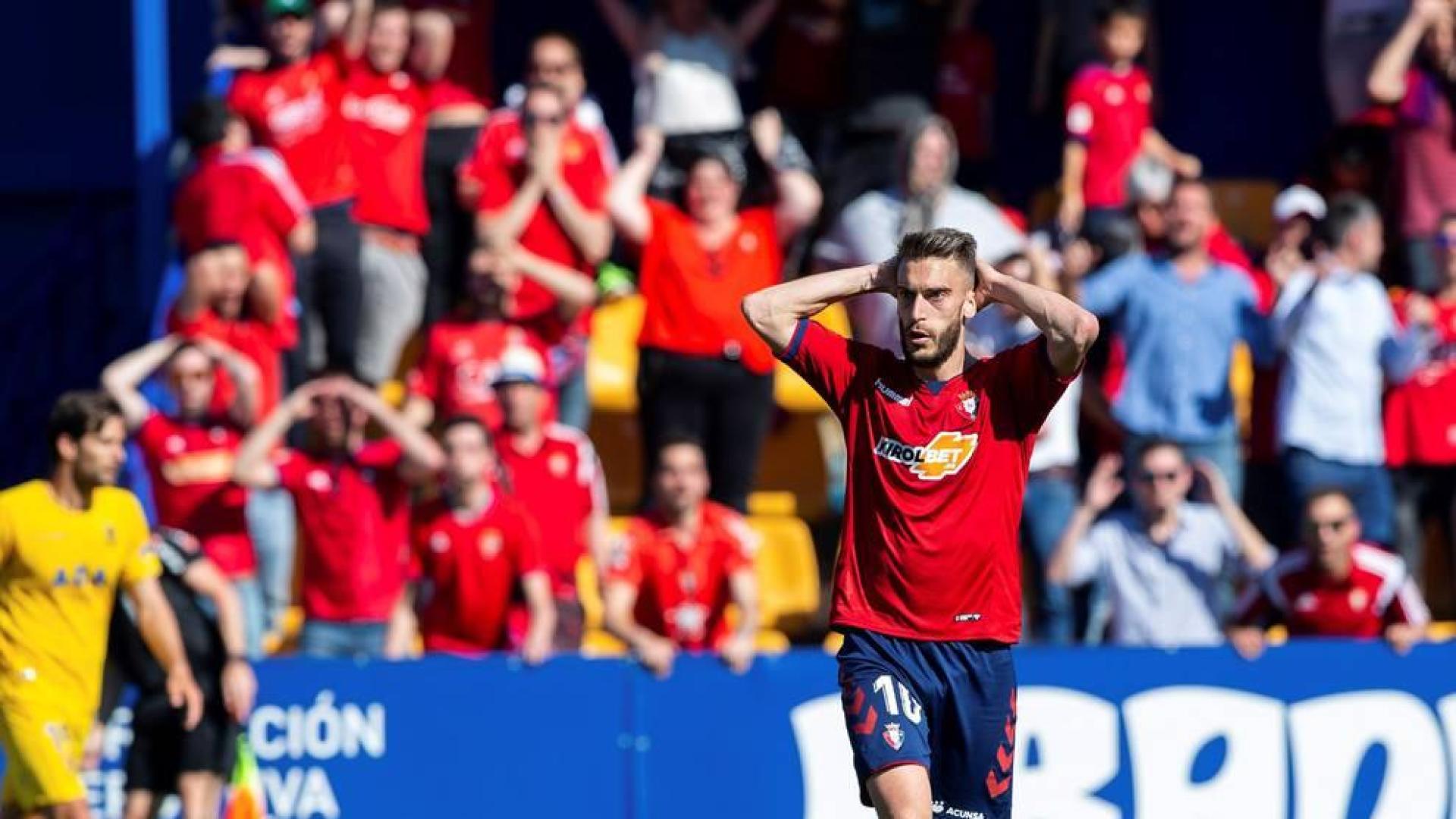 Osasuna da un pasito más hacia Primera, pero el ascenso deberá esperar