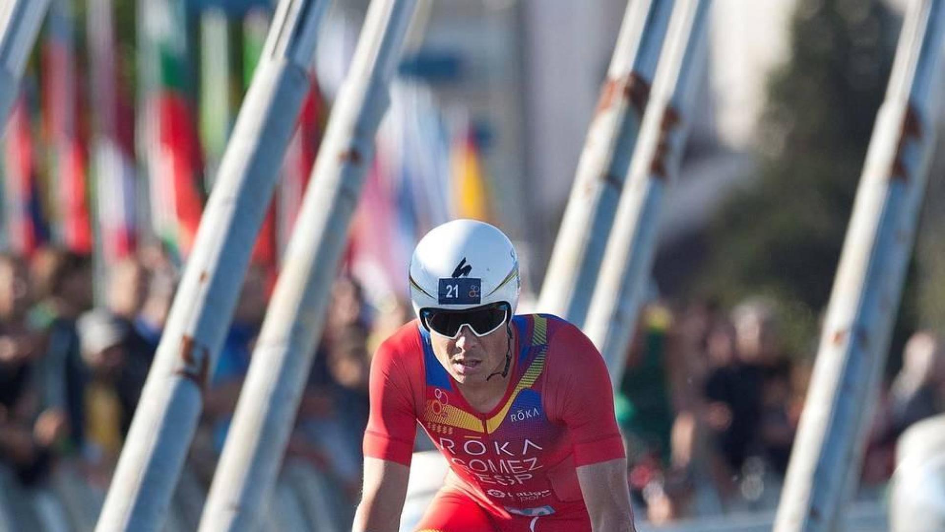 Gómez Noya, campeón del mundo de triatlón de larga distancia