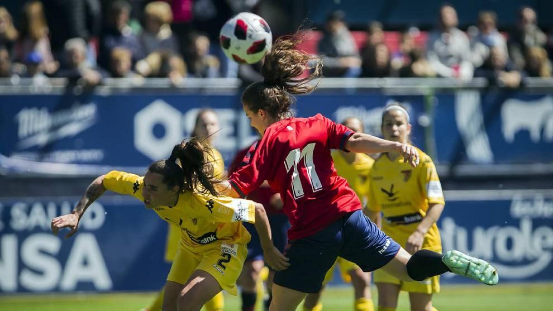 Osasuna Femenino superó al Santa Teresa Badajoz (2-1) con goles de Patricia Zugasti y Lorena Herrera, pero no logró el pase a la final de la fase de ascenso a LaLiga Iberdrola, en un duelo en el que las navarras mostraron mayor ambición en el campo que su rival.