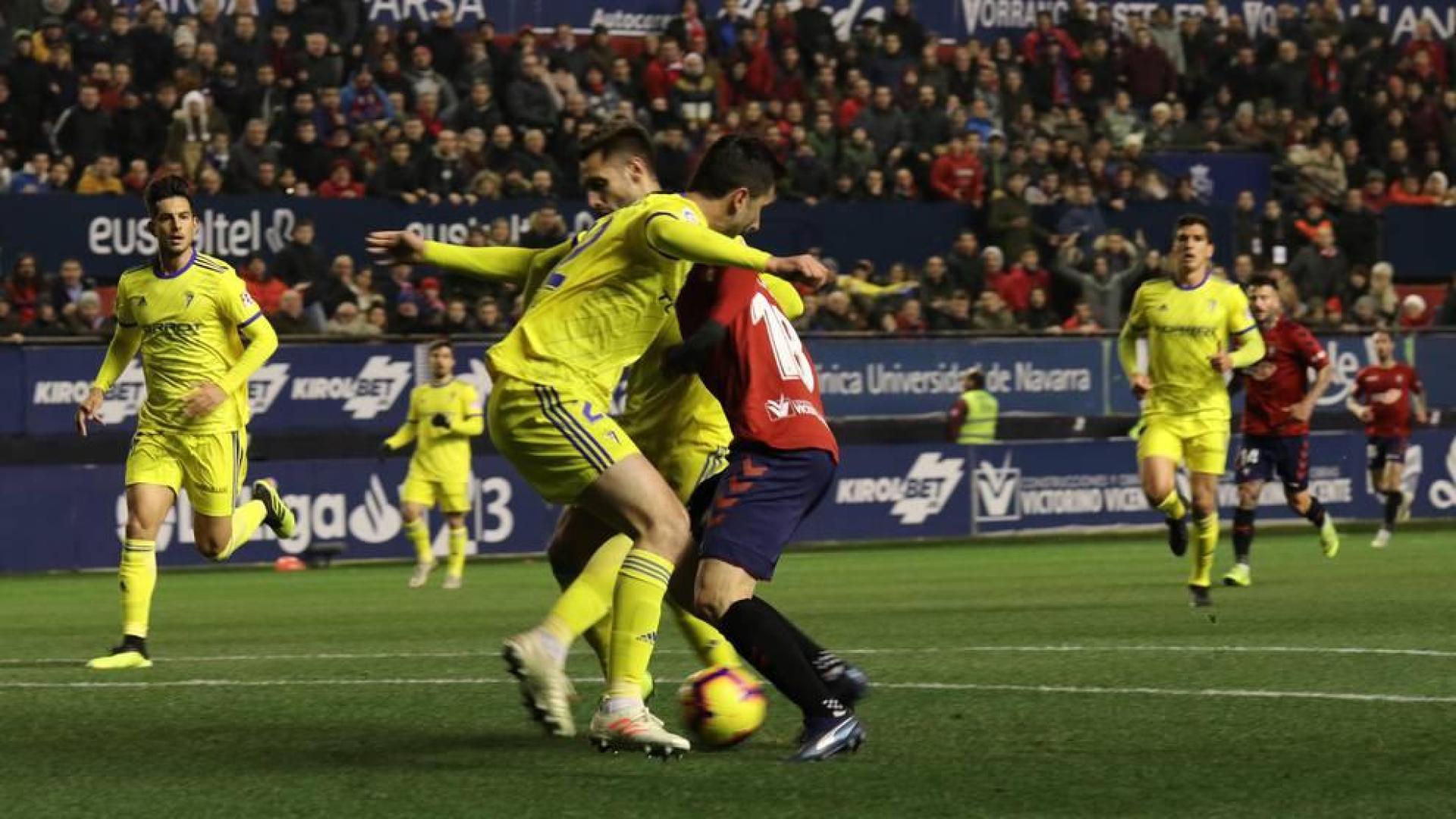Imágenes del partido del Osasuna-Cádiz.