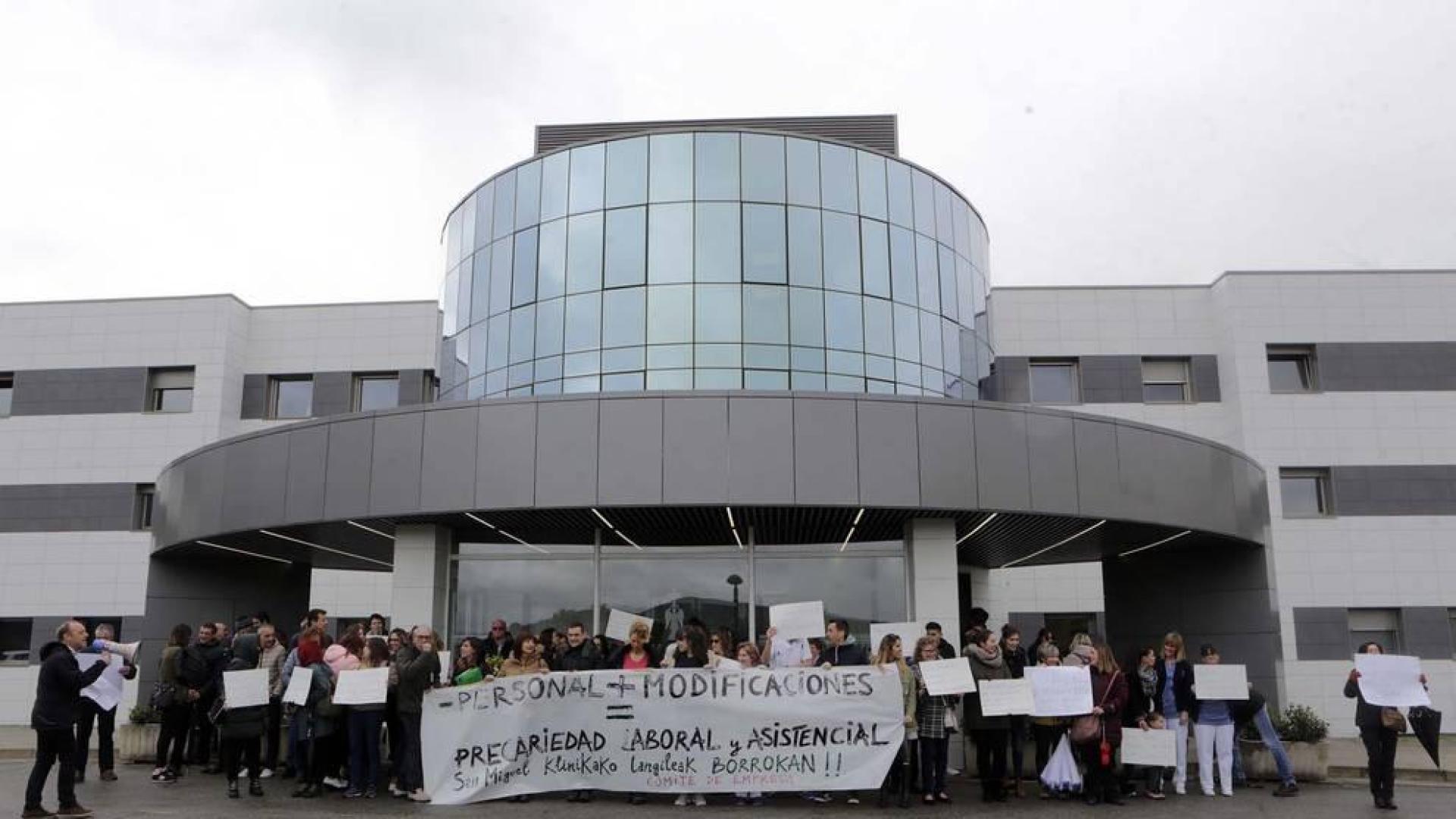 Clínica San Miguel cambia los despidos por bajas voluntarias