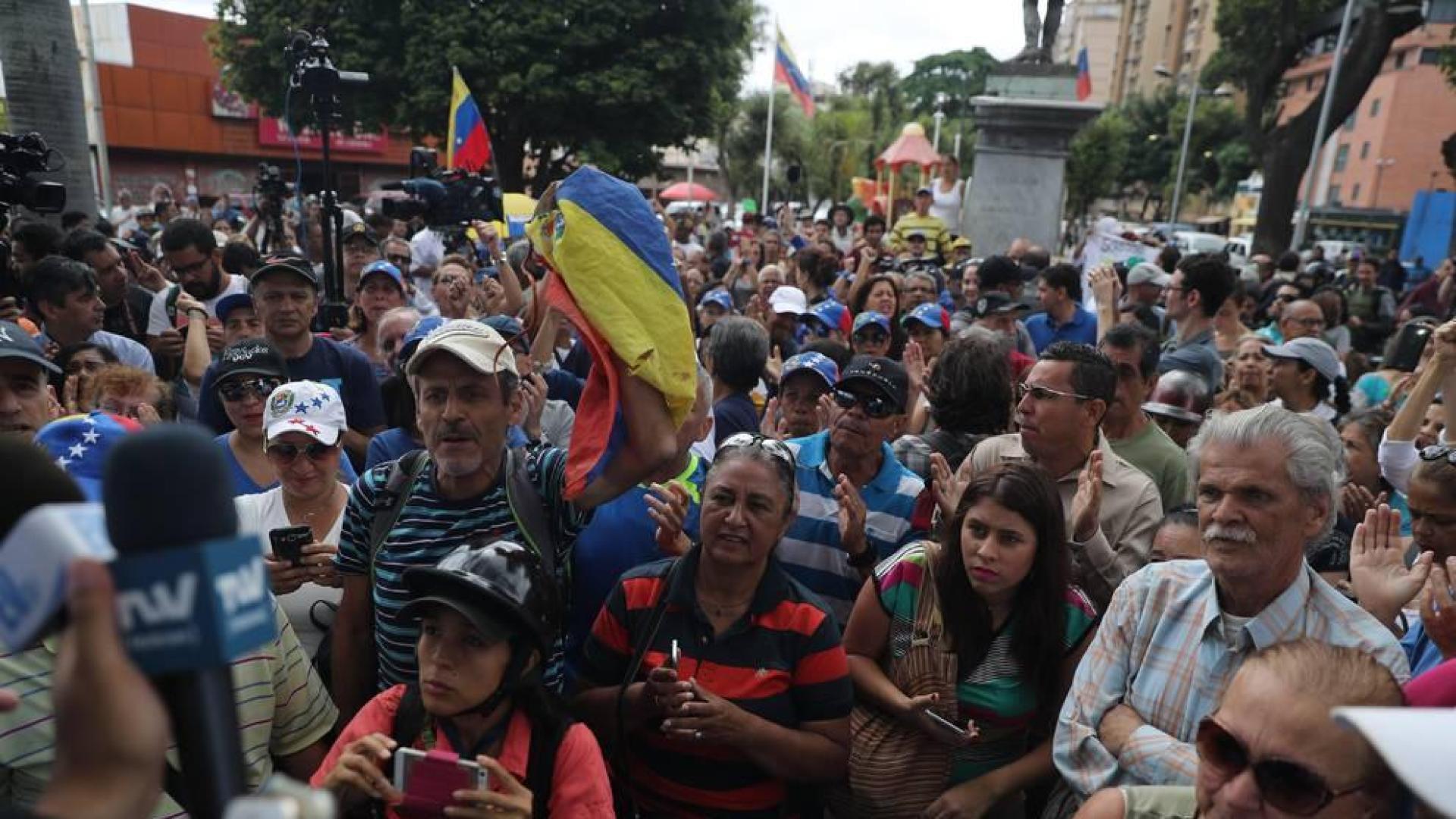 Escasa respuesta en Venezuela al llamamiento de Guaidó de acudir a los cuarteles