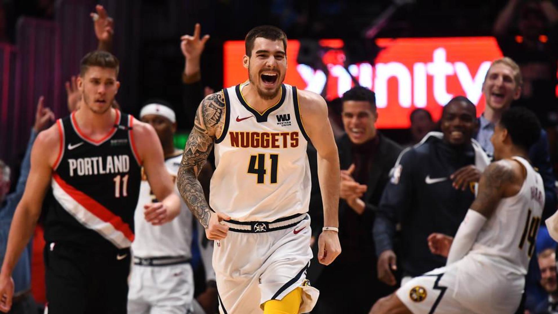 Juancho Hernangomez, tras anotar un triple.