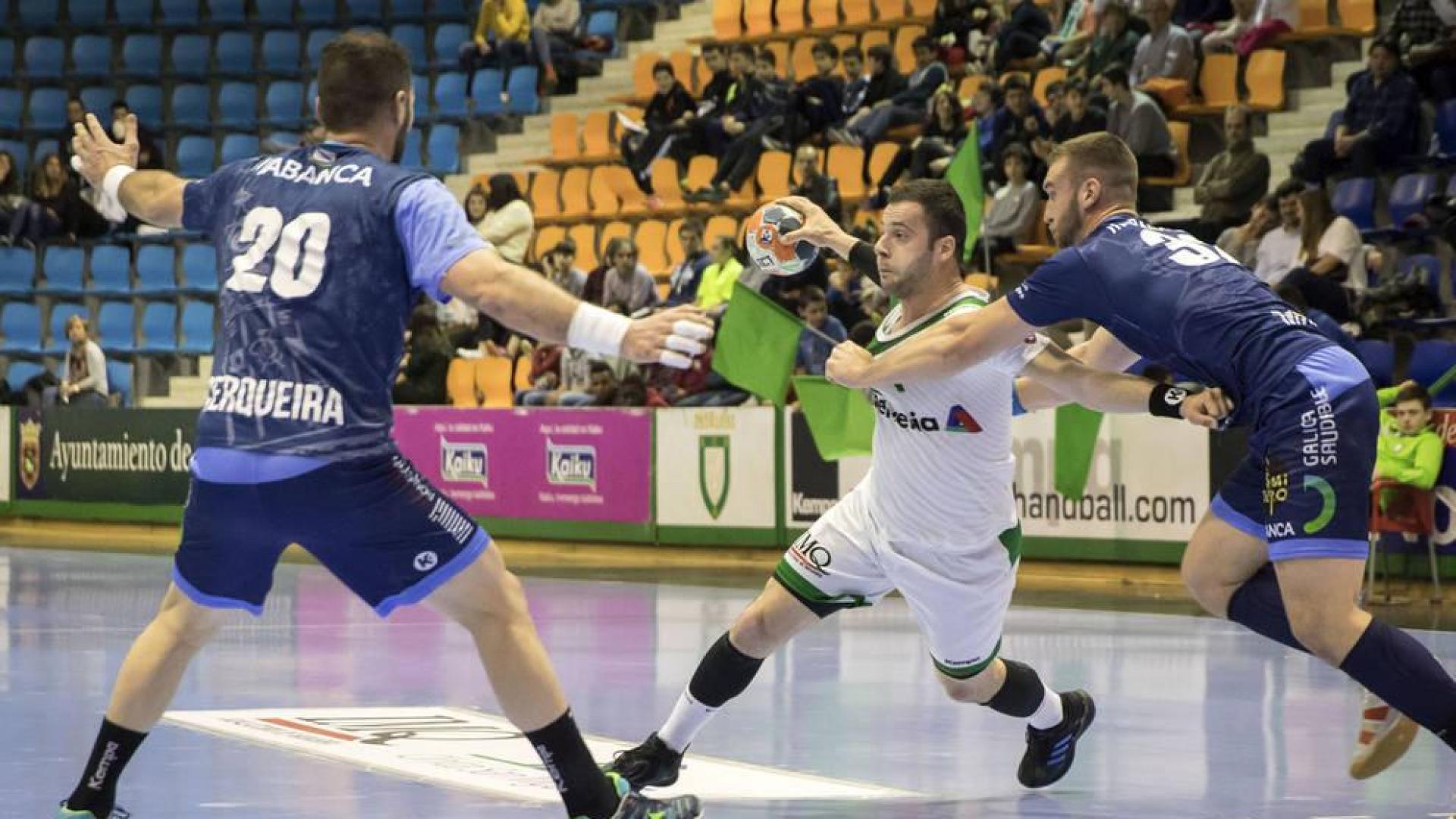 Helvetia Anaitasuna quiere superar al BM Benidorm para mirar alto