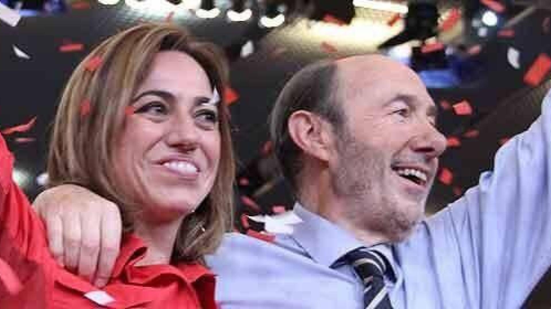 Una foto de Rubalcaba junto a Carme Chacón emociona en las redes sociales