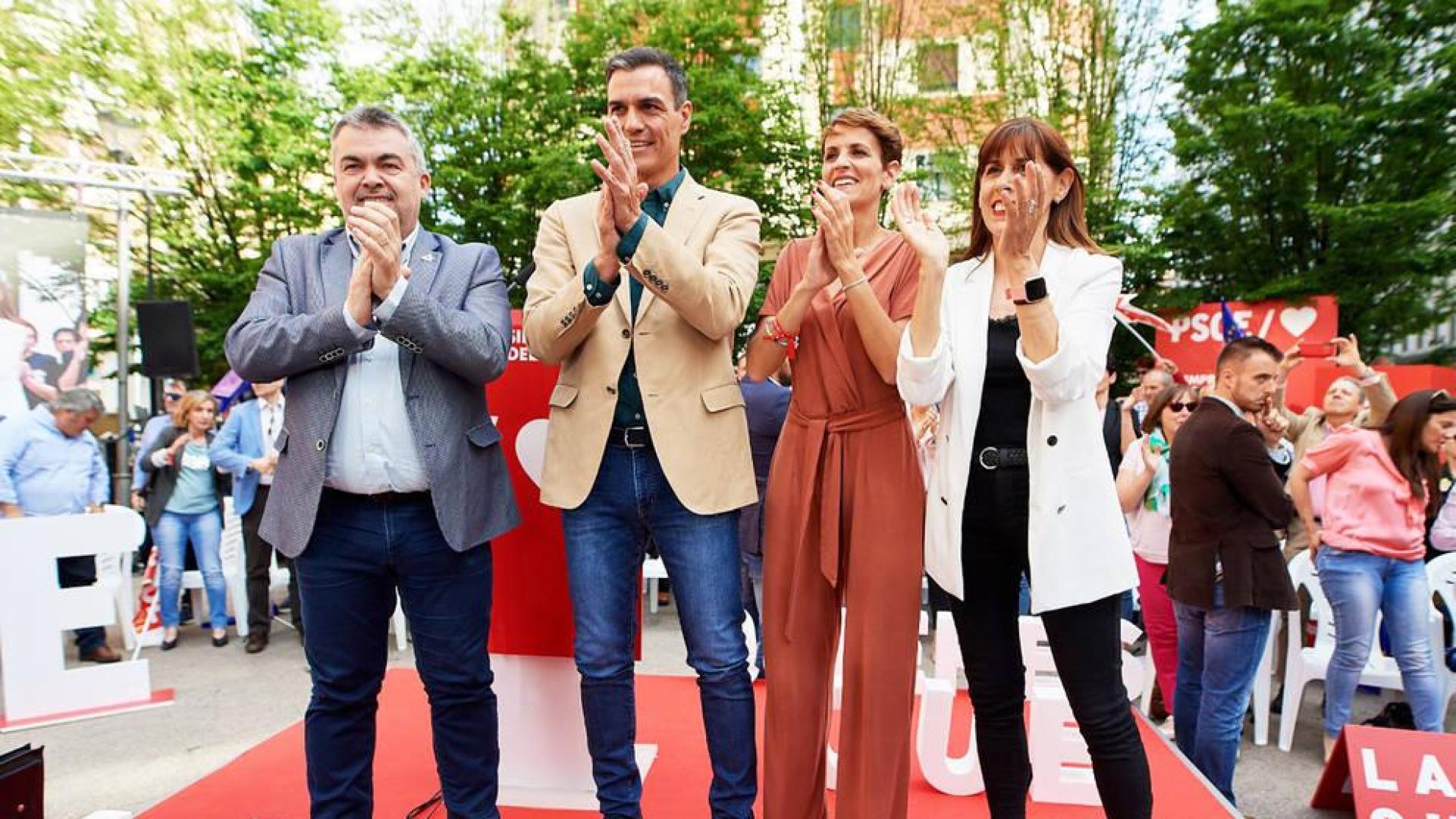 Sánchez asegura en Pamplona que el PSOE es "el partido que garantiza la foralidad"
