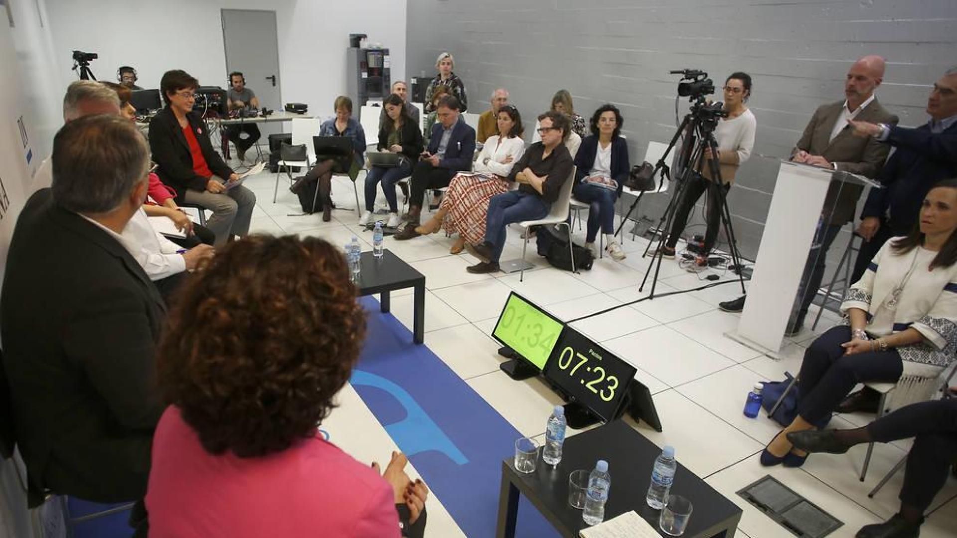 Geroa Bai y Bildu: sí a la ikurriña en el balcón