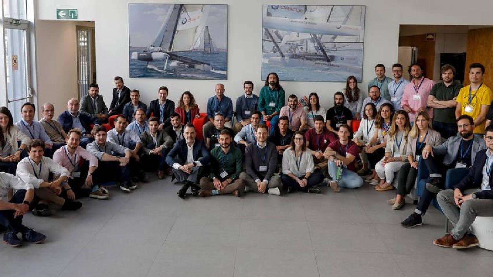 Representantes de las 28 empresas seleccionadas para participar en la aceleradora de startups Lanzadera