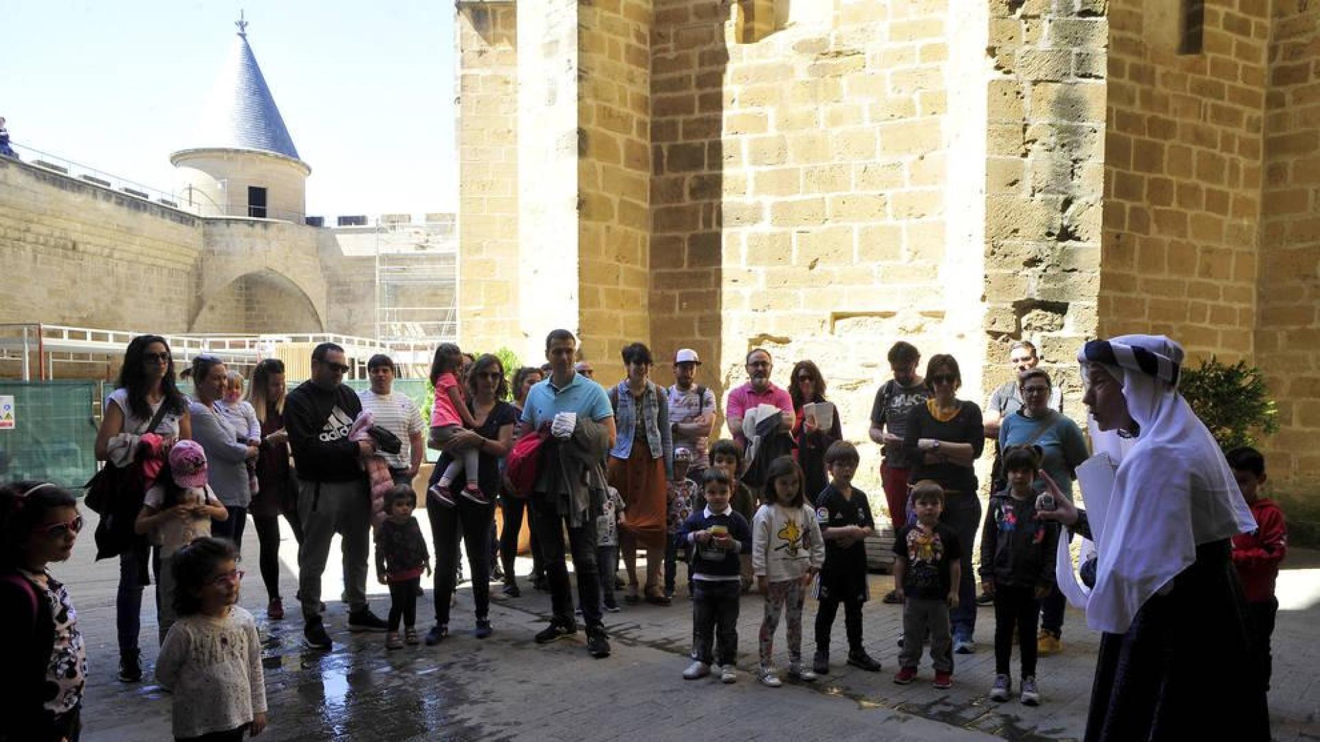 El Palacio Real de Olite atrajo en Semana Santa  a 14.325 visitantes