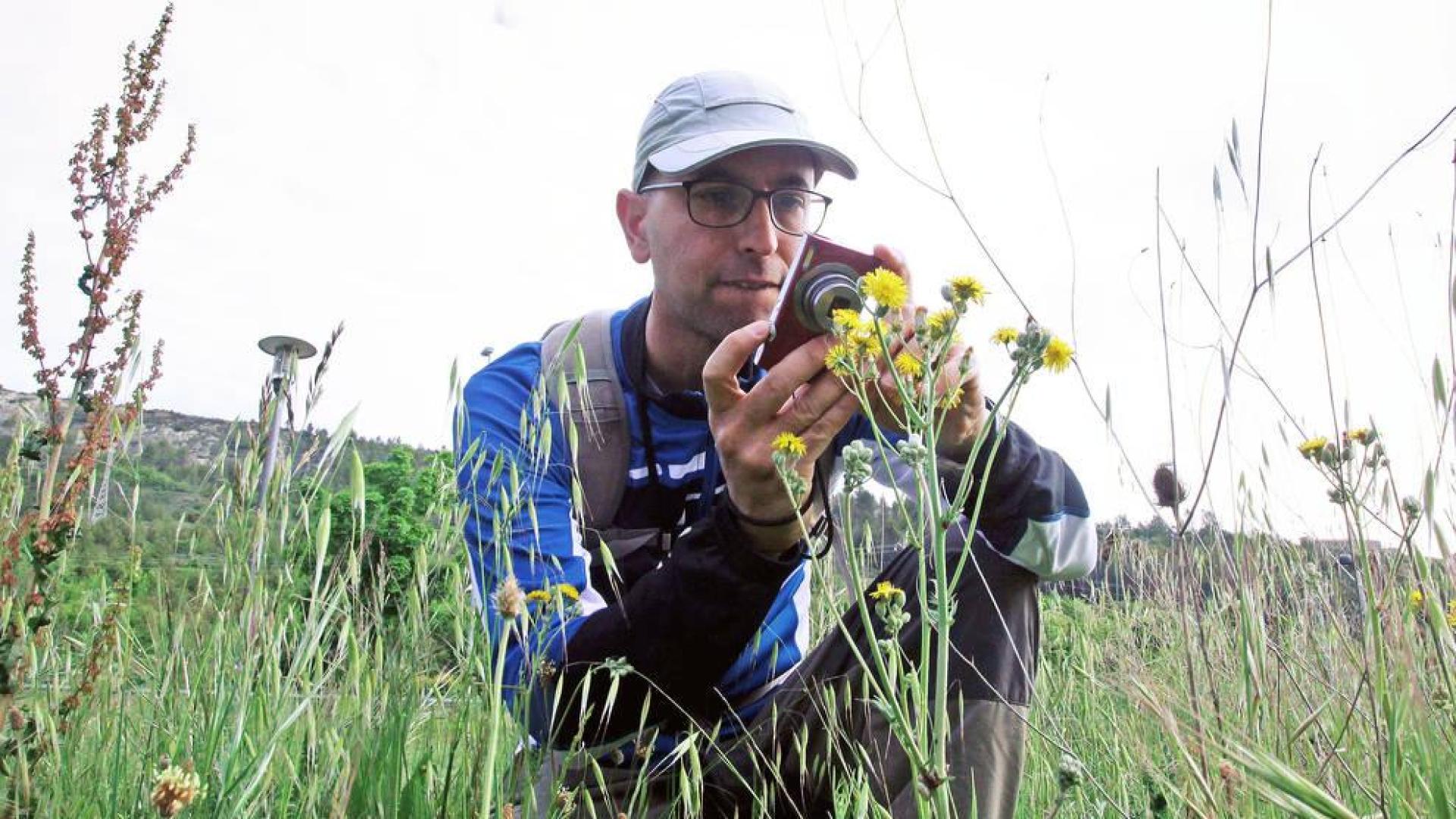 Un pamplonés detecta 403 especies de plantas en Ezkaba