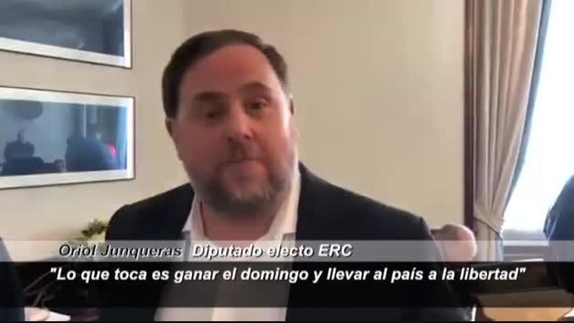 Los políticos presos por el 'procés' recogen en las Cortes sus actas de diputados y senadores