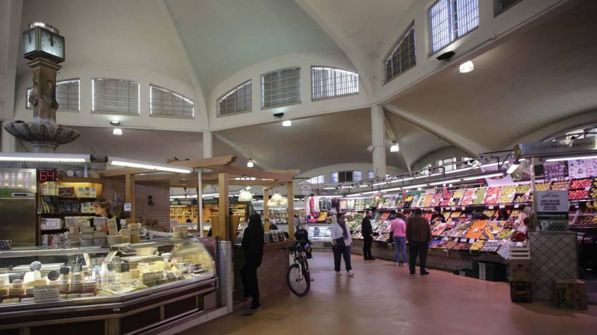 Aperitivo solidario el sábado en los mercados municipales en beneficio de Adacen