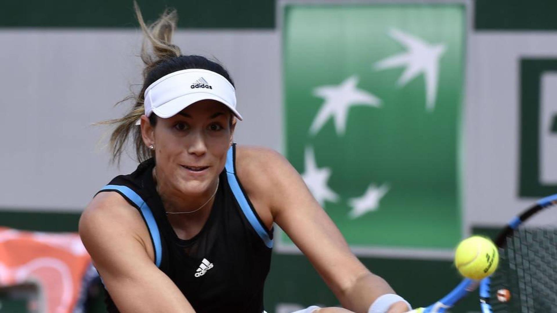 Muguruza, susto de entrada y remontada hasta la segunda ronda de Roland Garros