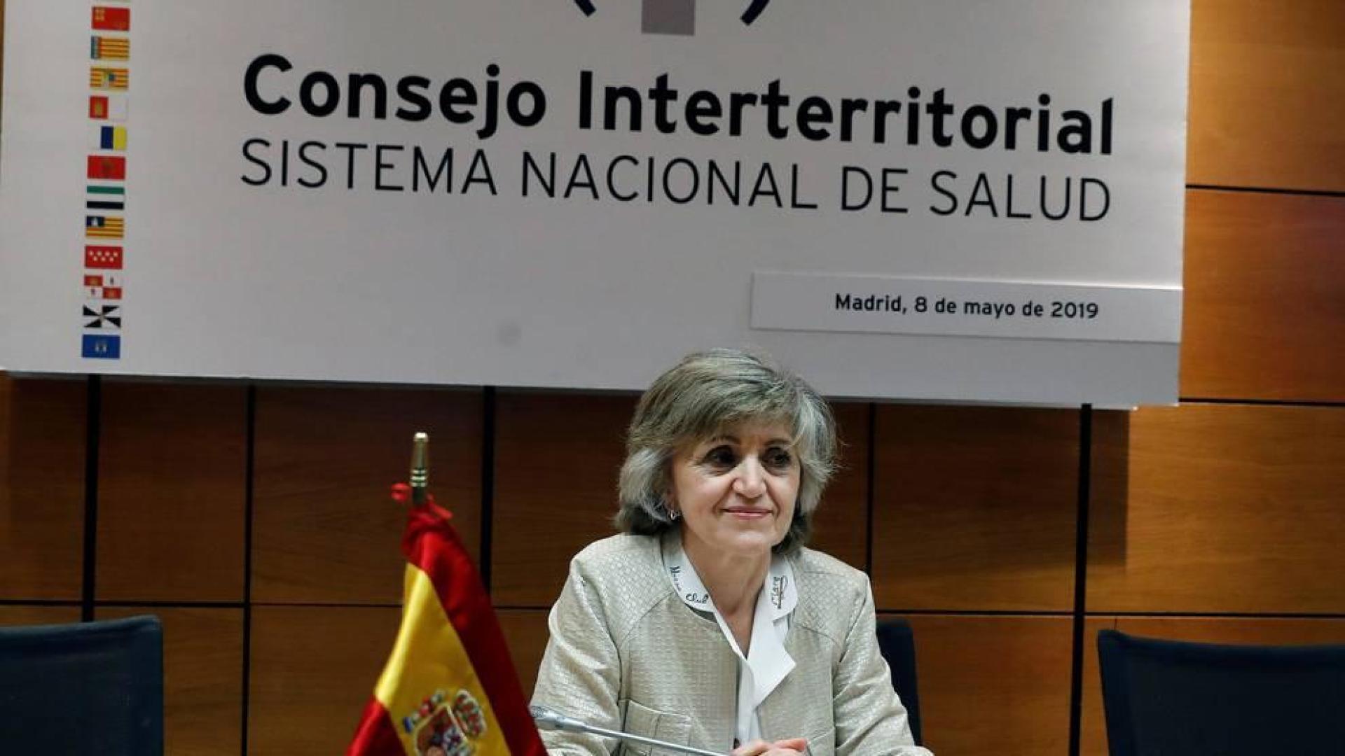Carcedo no descarta prohibir fumar en los coches para combatir el tabaquismo