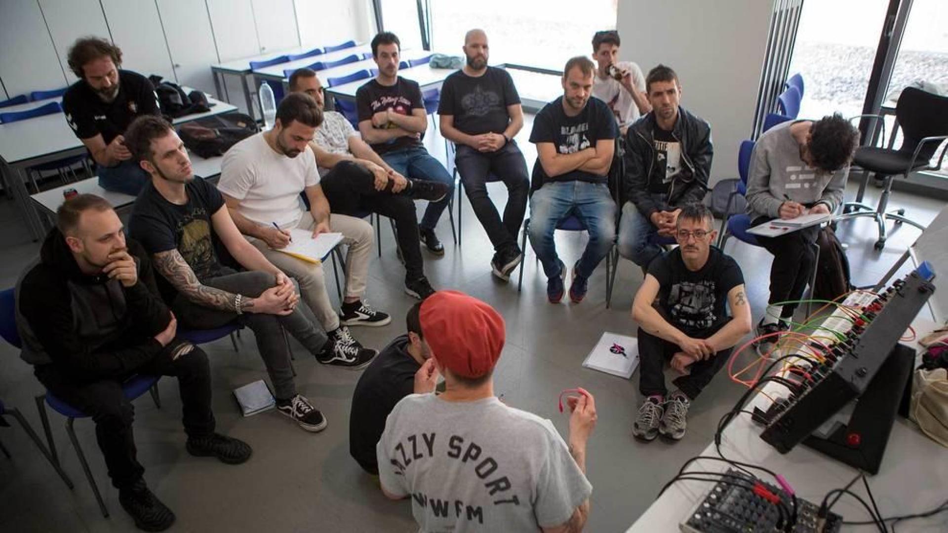 Uno de los cursos será de producción.