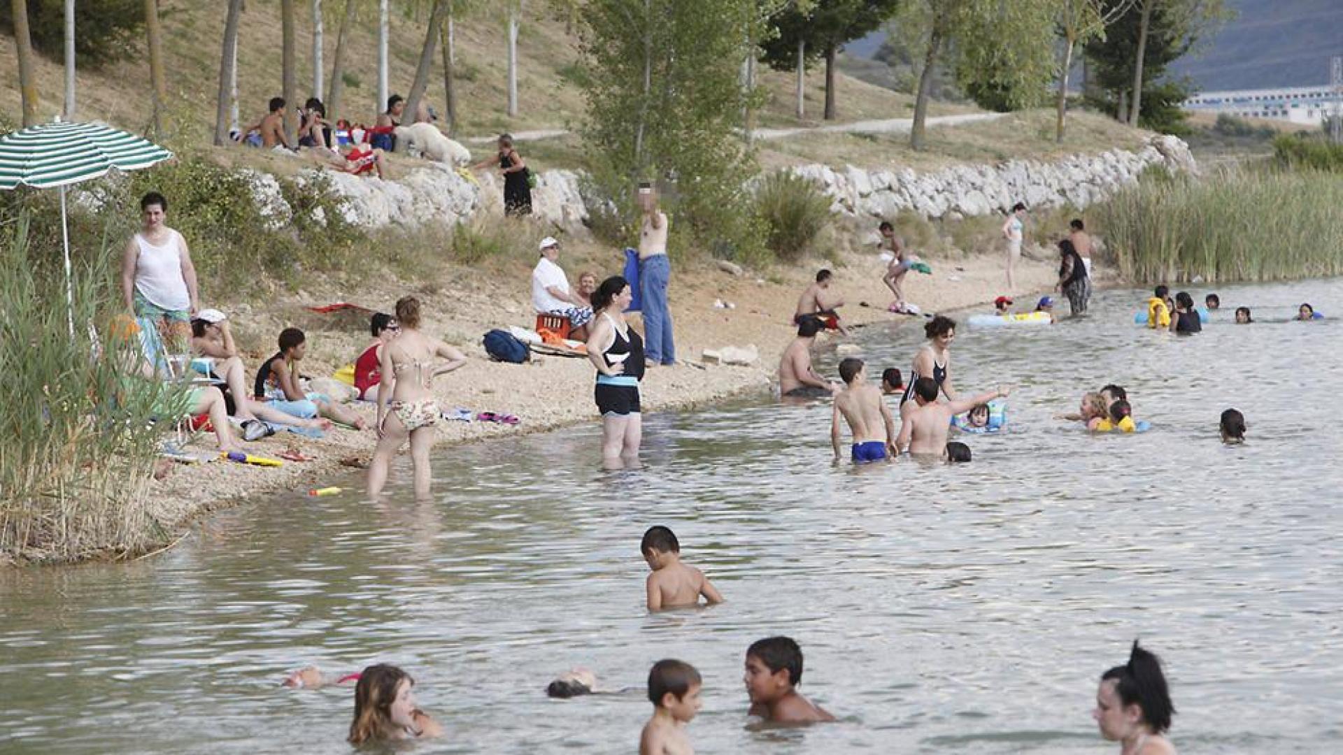 Ocho de las once zonas de baño naturales de Navarra, con calificación de excelente