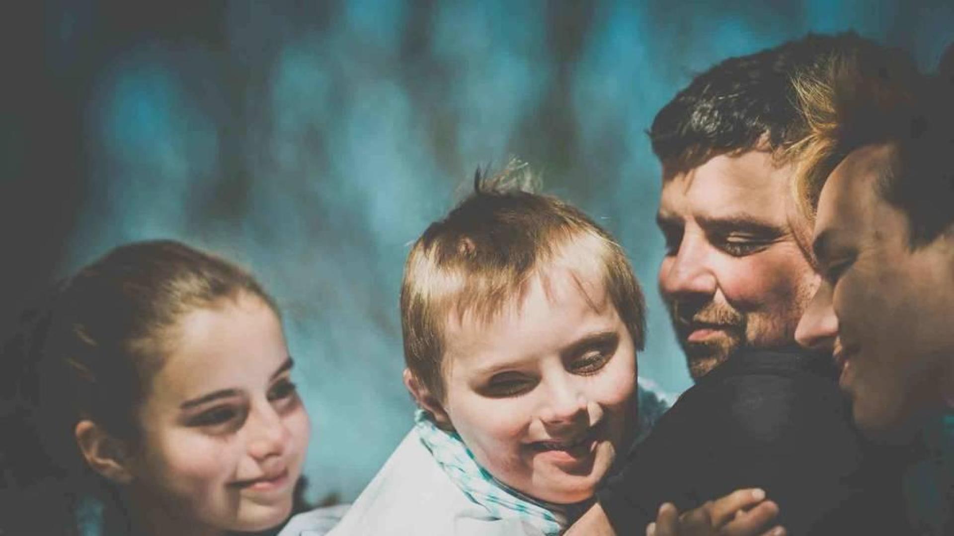 Un libro recoge la historia de Ionan, un niño con Síndrome de Down y West