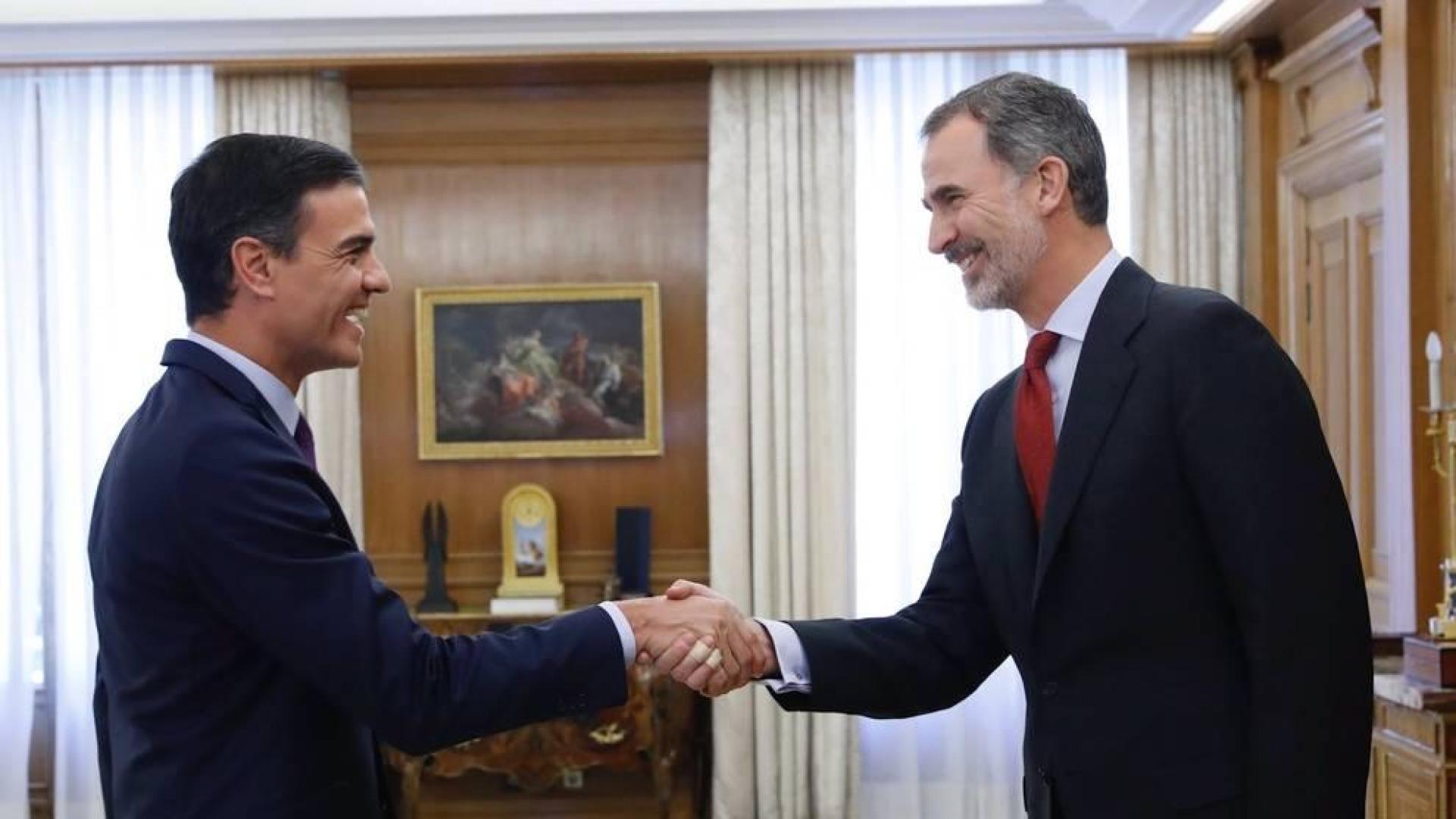 Sánchez asume el encargo de formar Gobierno "con honor y responsabilidad"