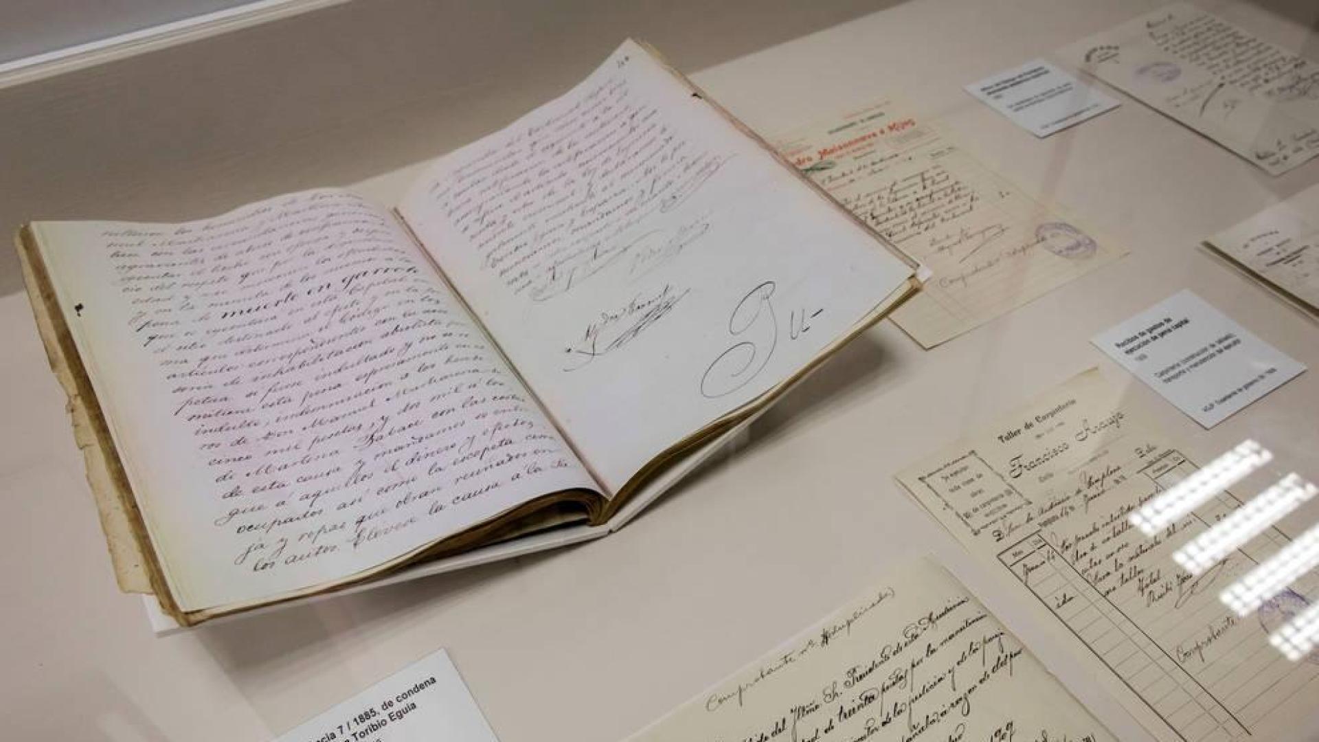 Documentos de las condenas a muerte por garrote vil.