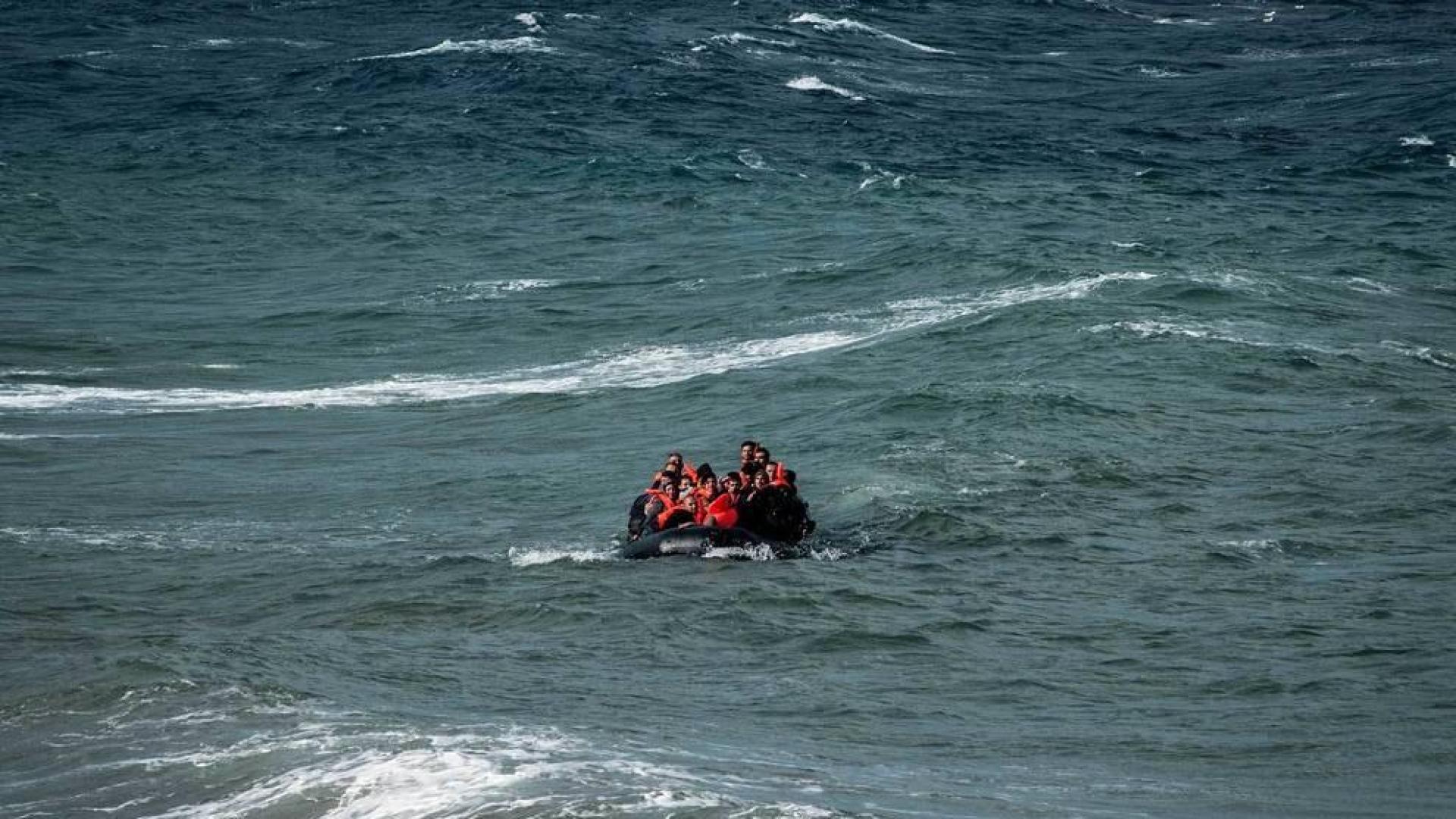 Un bote llega a Lesbos procedente de Turquía en 2015.